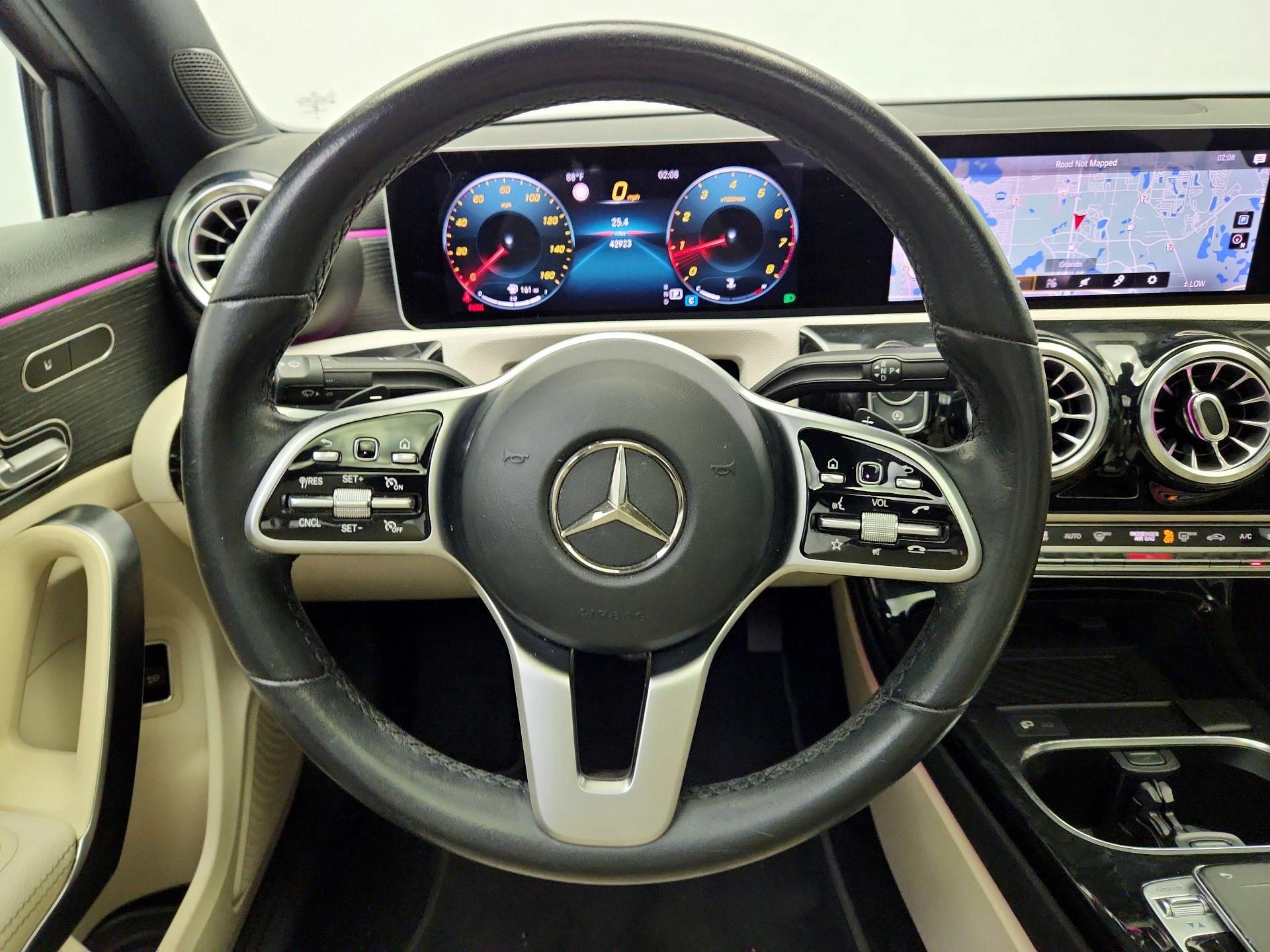 Thumbnail: 2019 Mercedes-Benz A-Class - 10