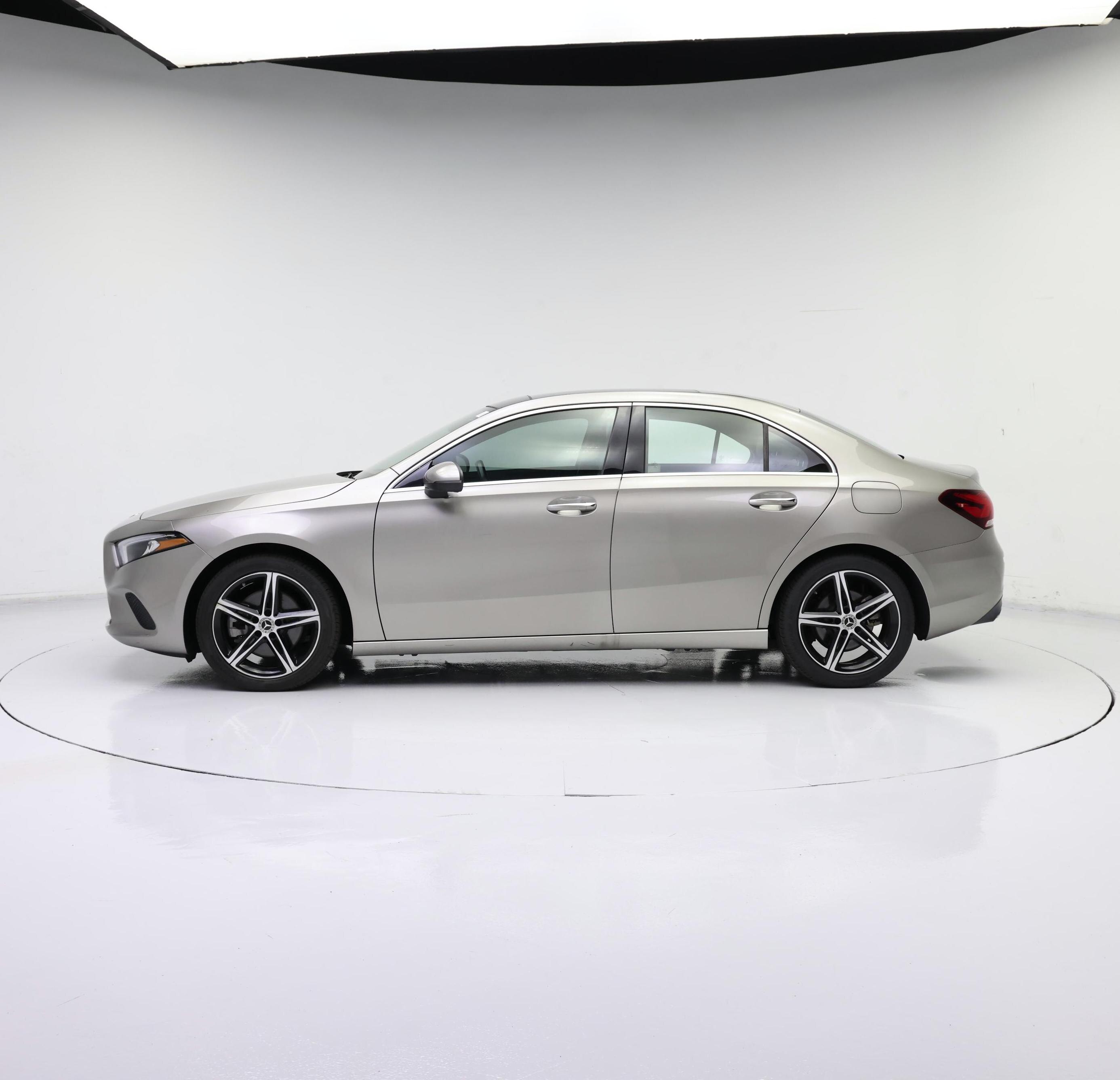 Thumbnail: 2019 Mercedes-Benz A-Class - 3