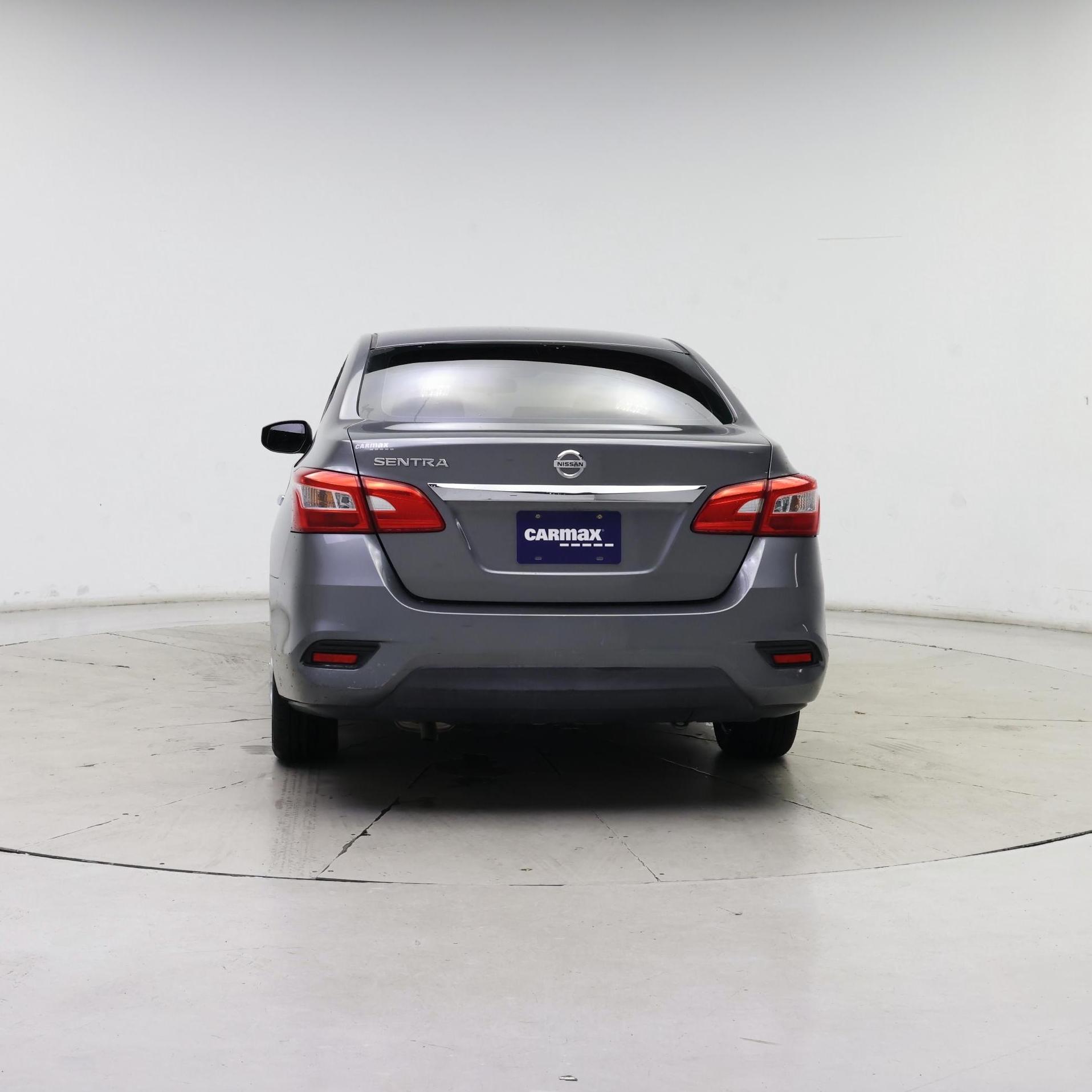 Thumbnail: 2016 Nissan Sentra - 6
