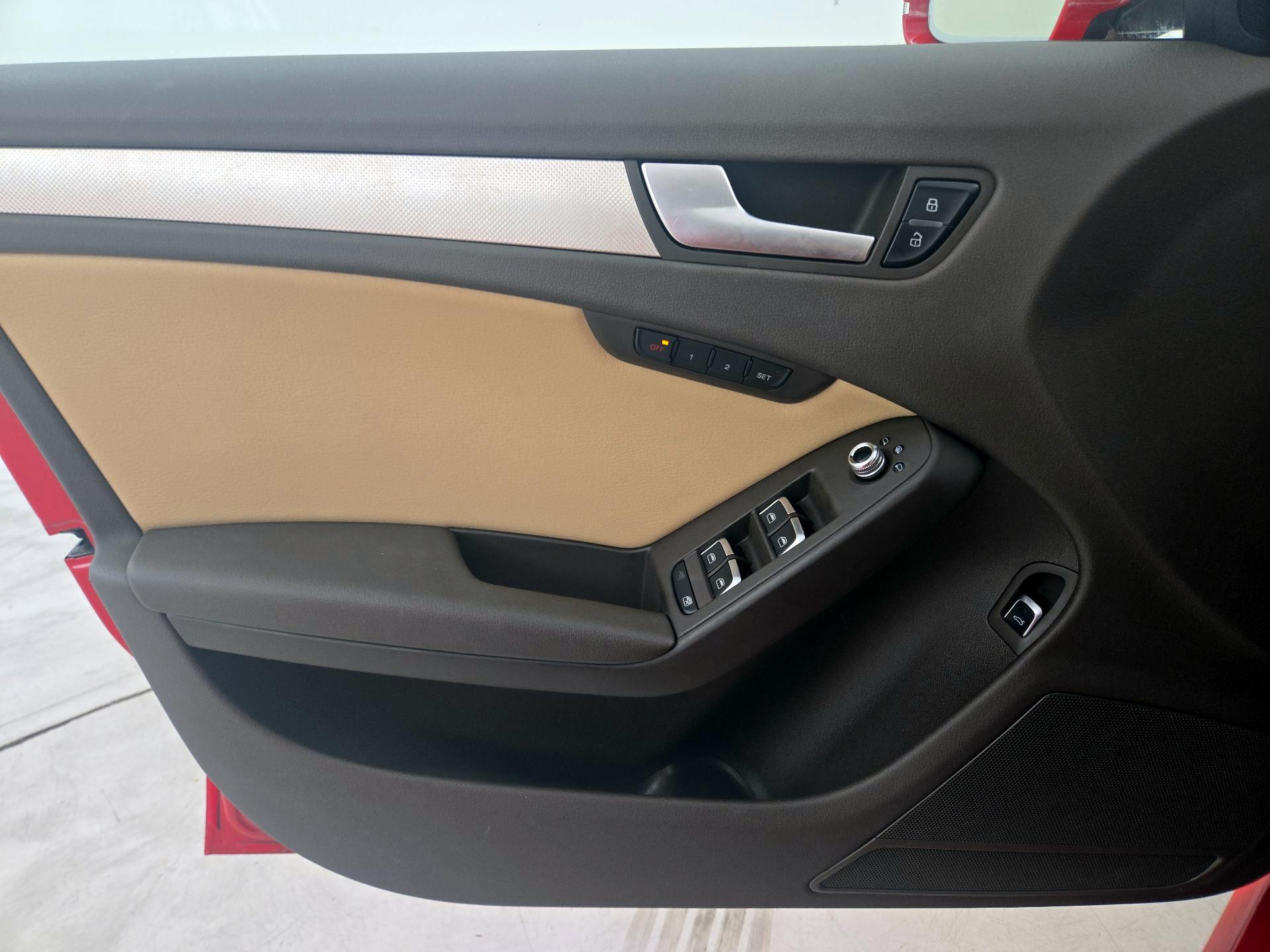 Thumbnail: 2015 Audi A4 - 12