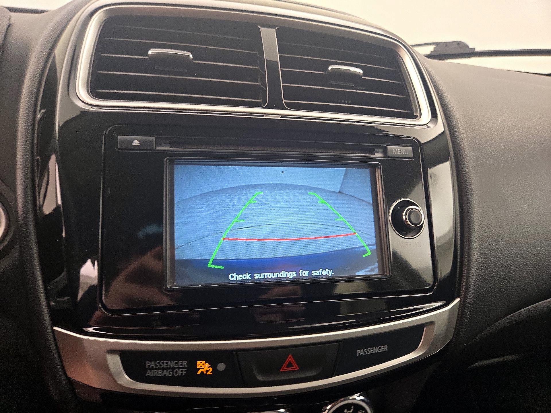 Thumbnail: 2015 Mitsubishi Outlander Sport - 14