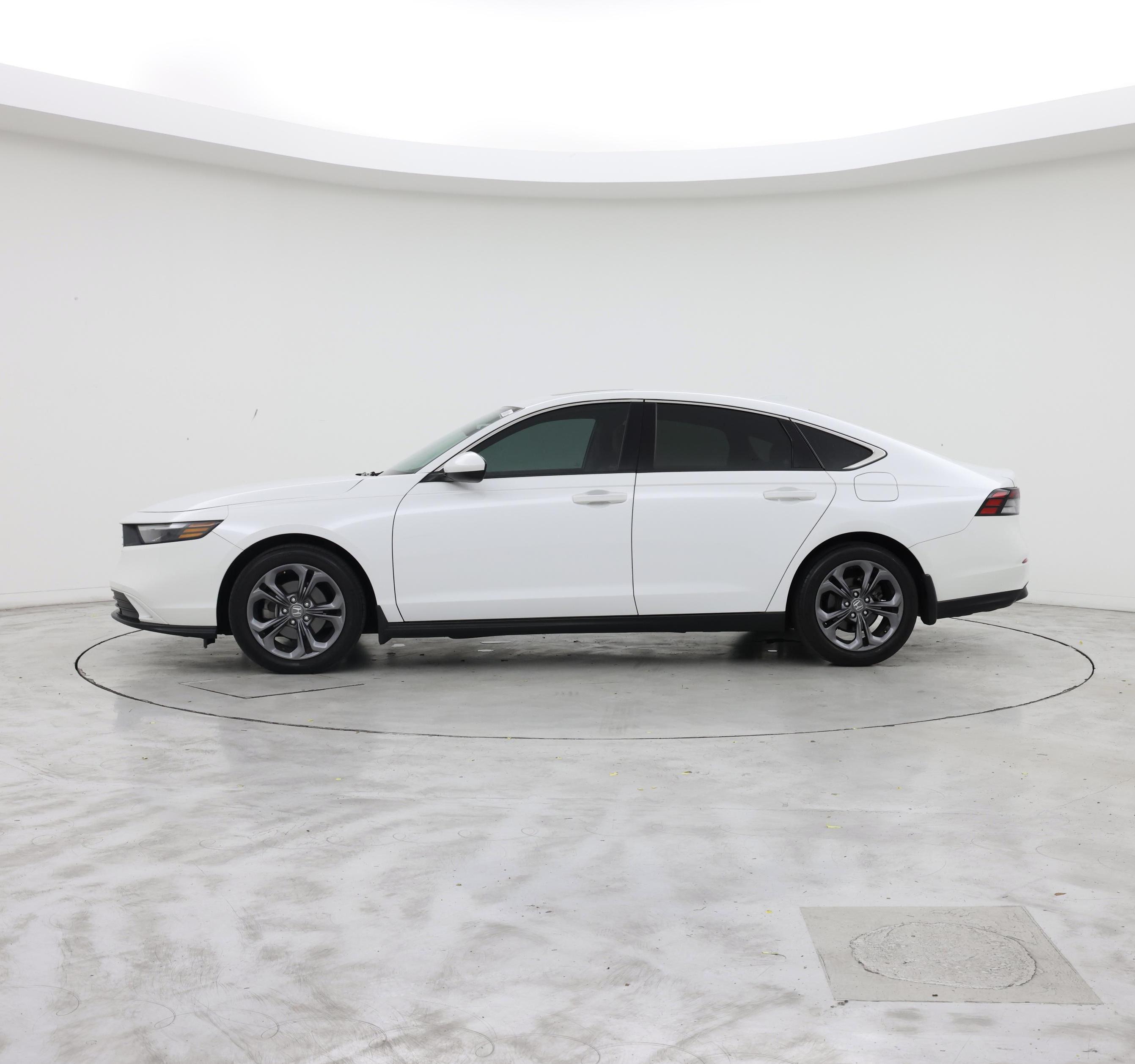 Thumbnail: 2023 Honda Accord - 3