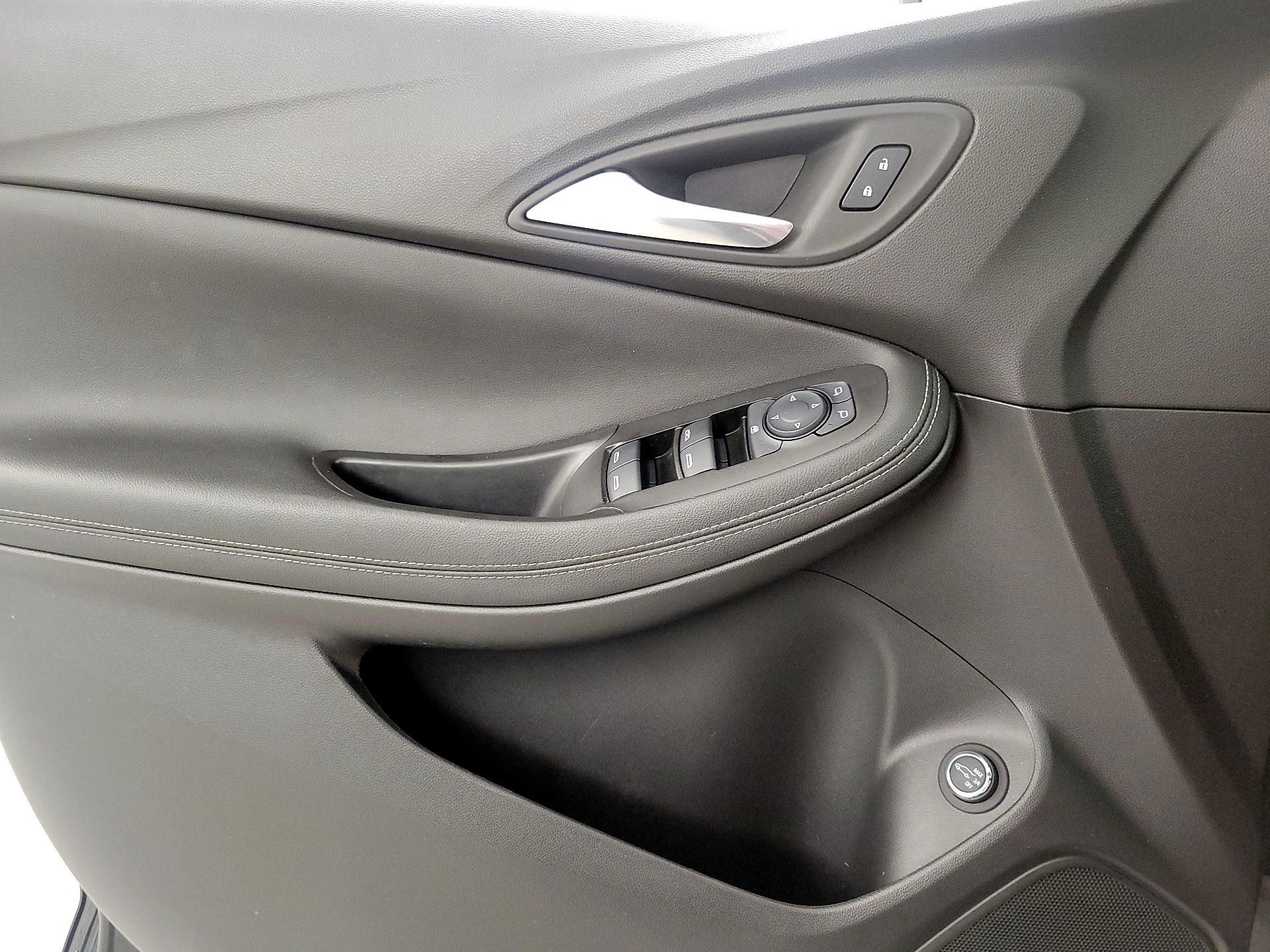 Thumbnail: 2022 Buick Encore GX - 12