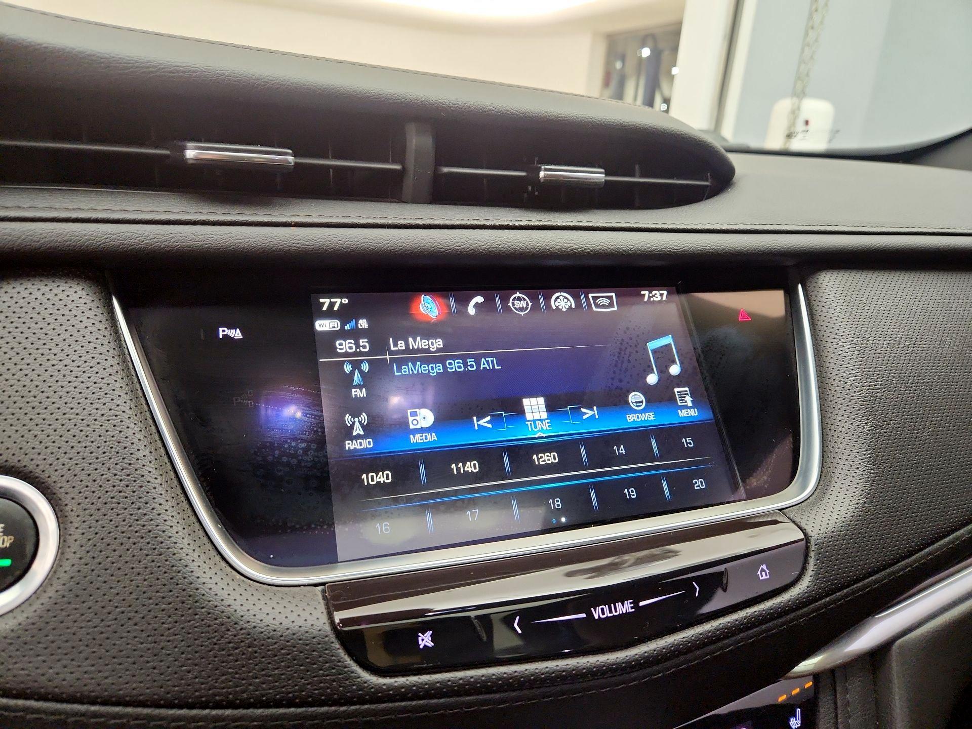 Thumbnail: 2019 Cadillac XT5 - 15