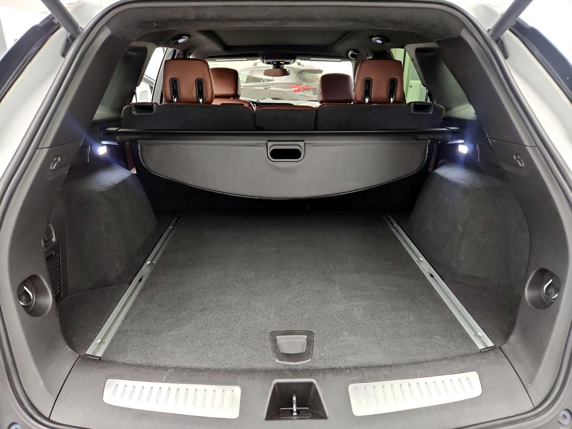 Thumbnail: 2019 Cadillac XT5 - 20