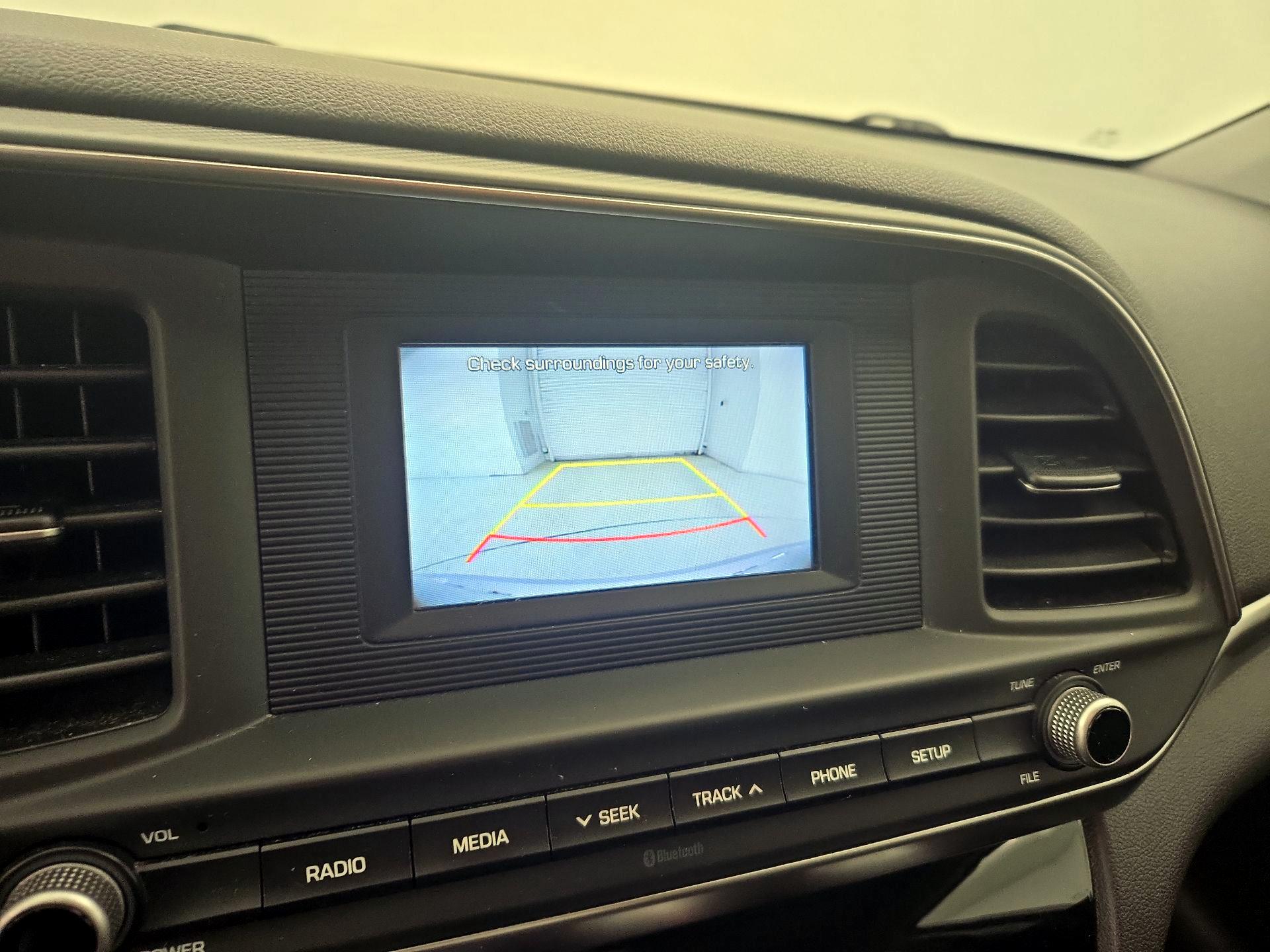 Thumbnail: 2019 Hyundai Elantra - 14
