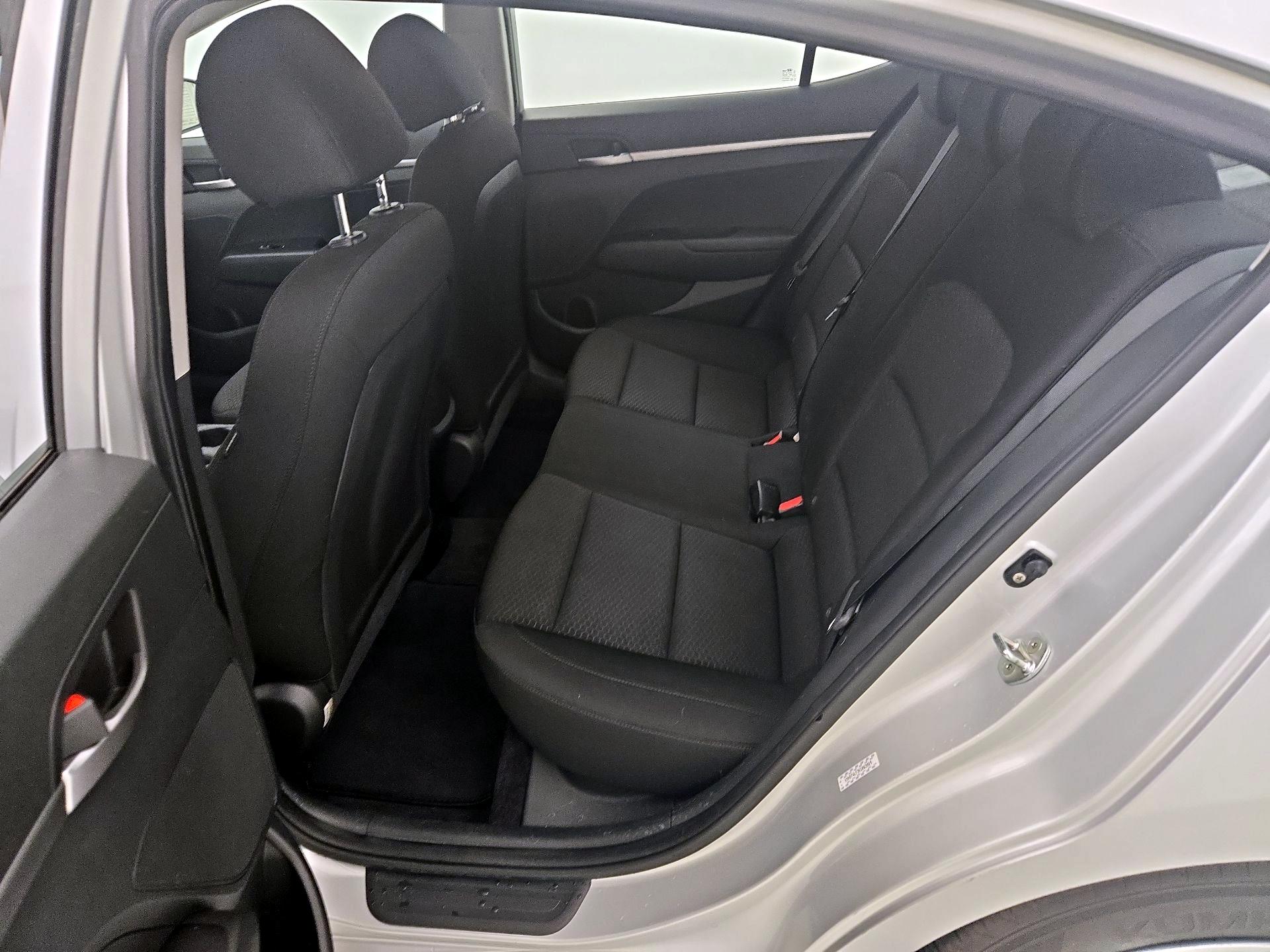 Thumbnail: 2019 Hyundai Elantra - 19