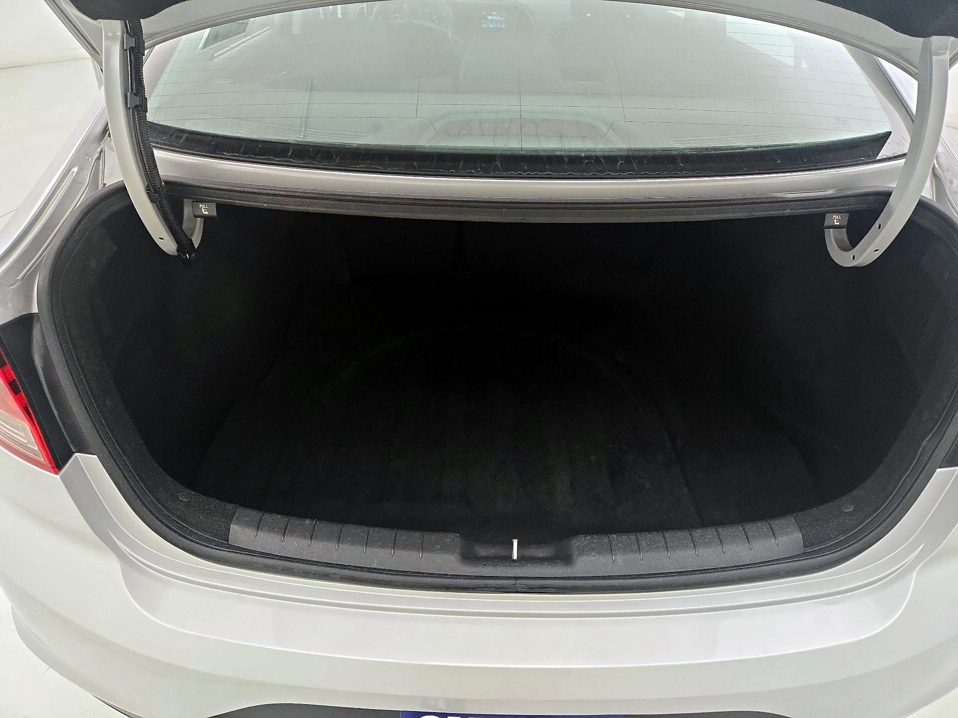 Thumbnail: 2019 Hyundai Elantra - 20
