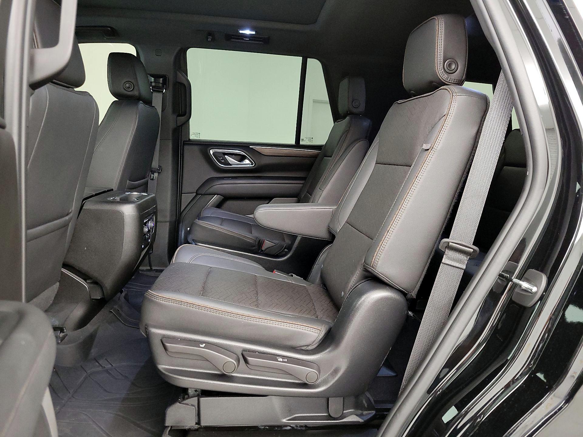 Thumbnail: 2023 Chevrolet Tahoe - 20