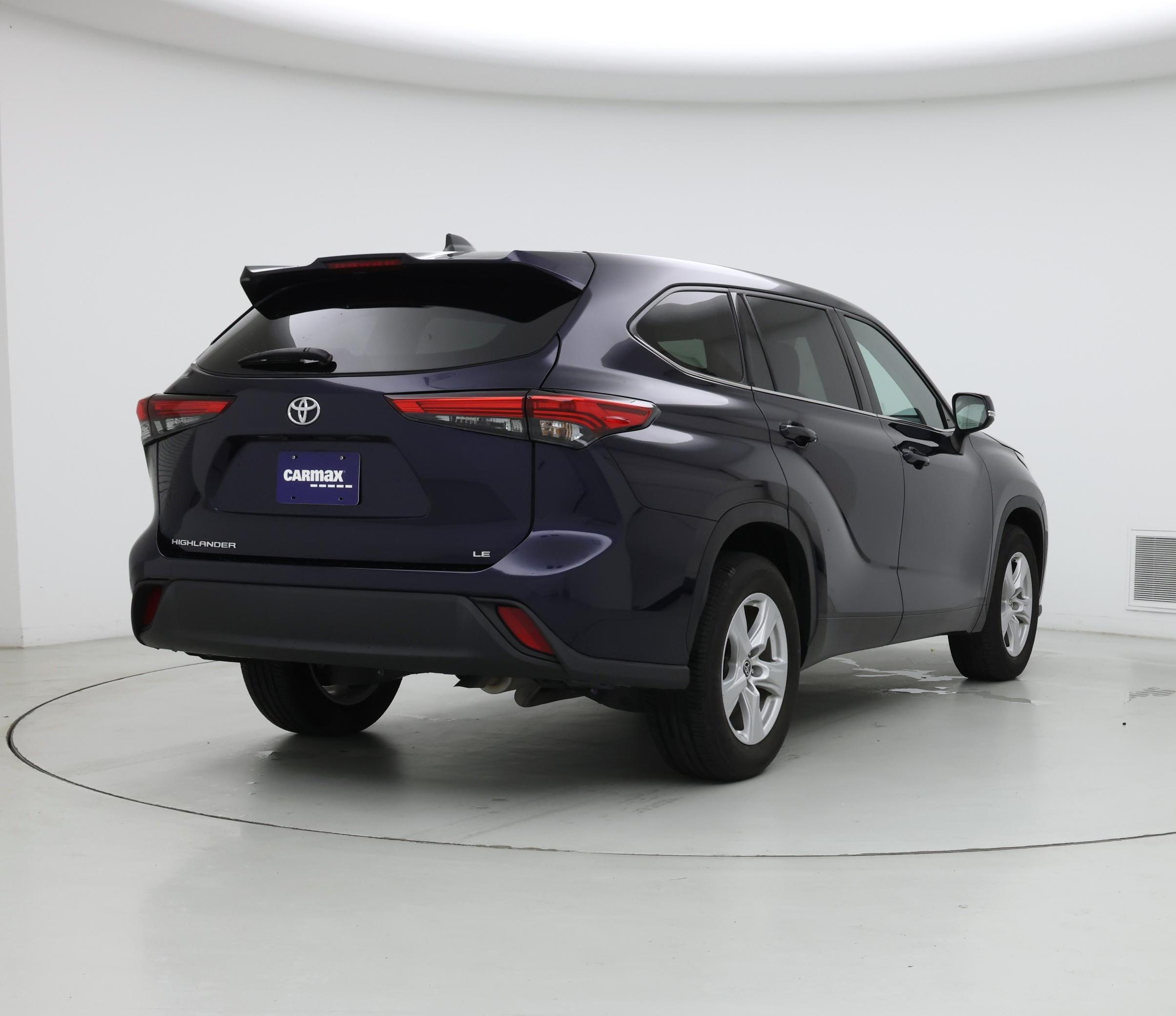 Thumbnail: 2022 Toyota Highlander - 8