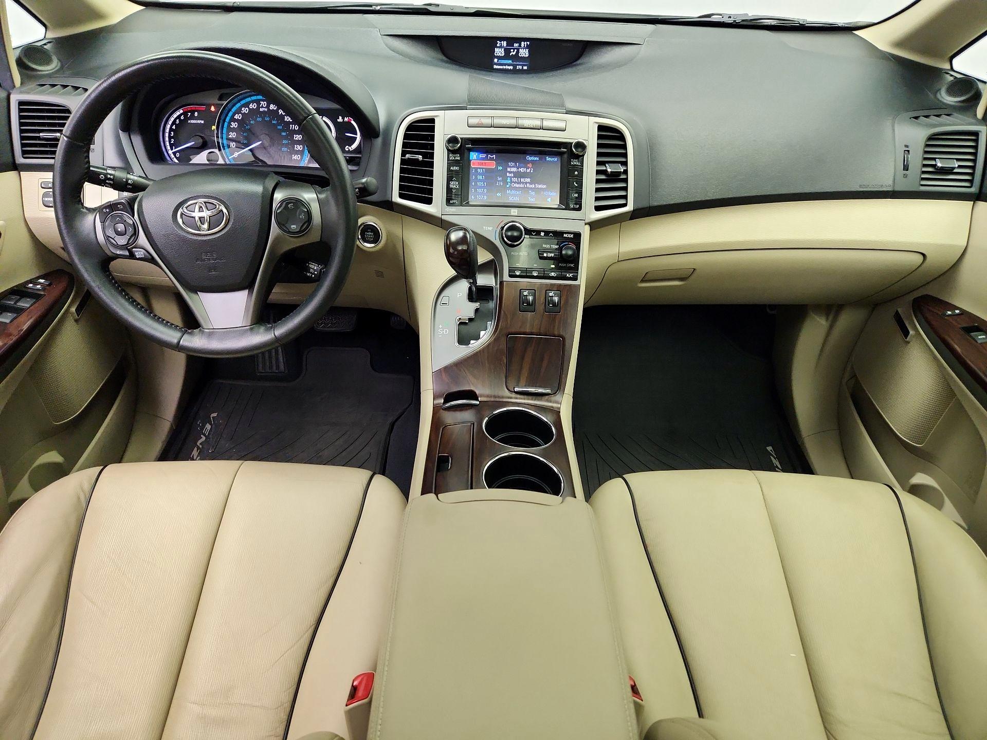 Thumbnail: 2014 Toyota Venza - 9