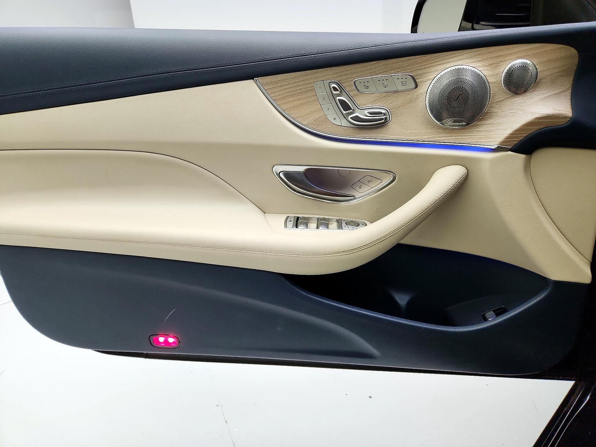 Thumbnail: 2018 Mercedes-Benz E-Class - 12