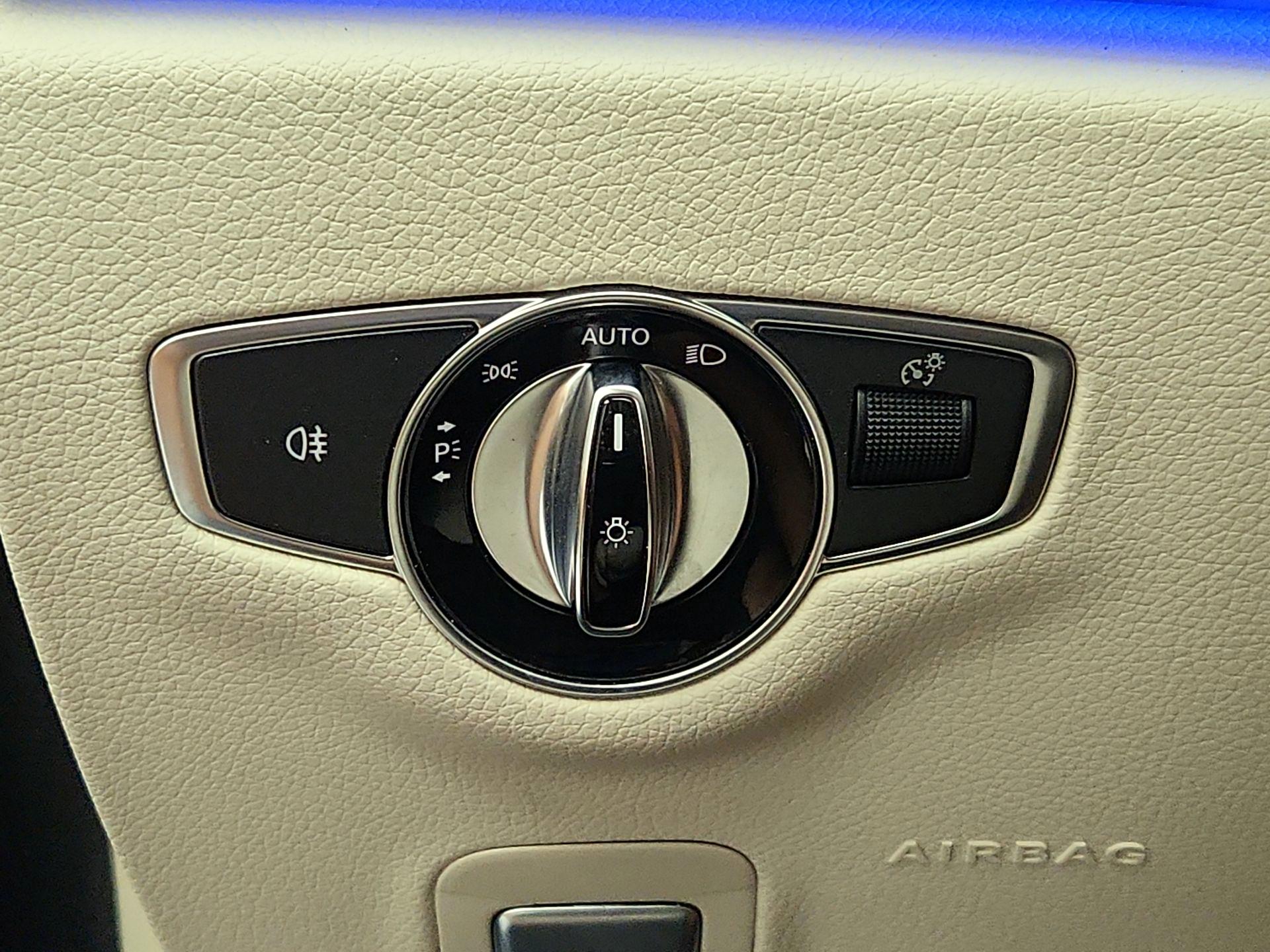 Thumbnail: 2018 Mercedes-Benz E-Class - 13