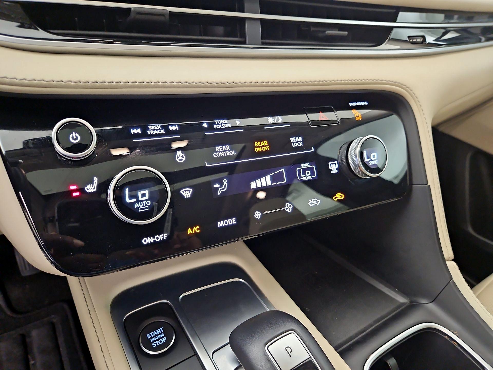 Thumbnail: 2024 INFINITI QX60 - 16