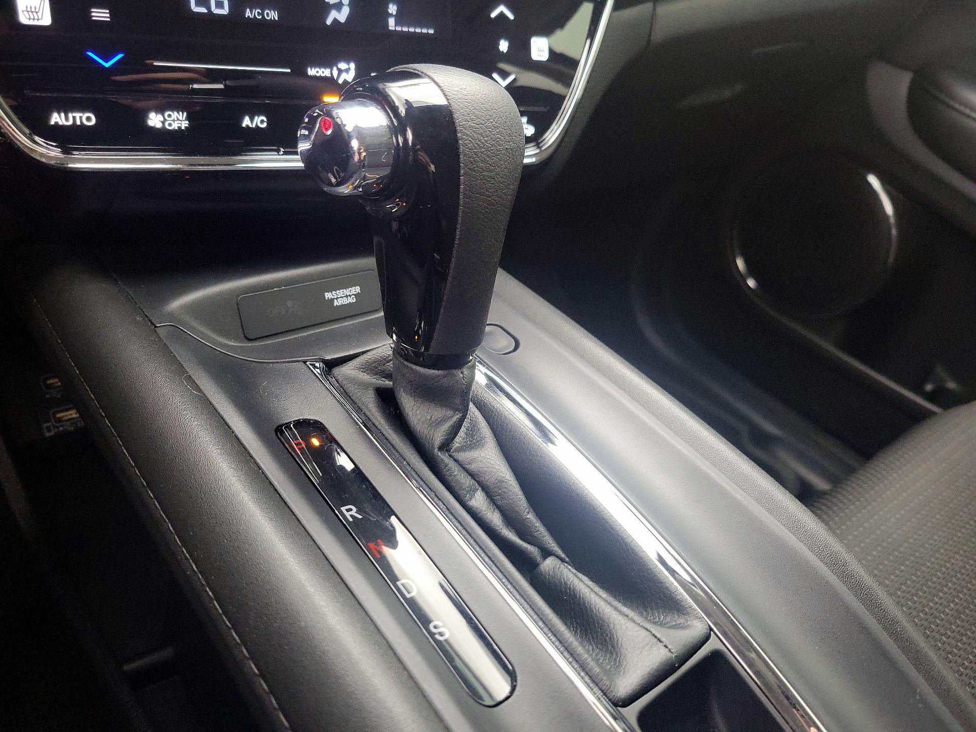 Thumbnail: 2021 Honda HR-V - 17