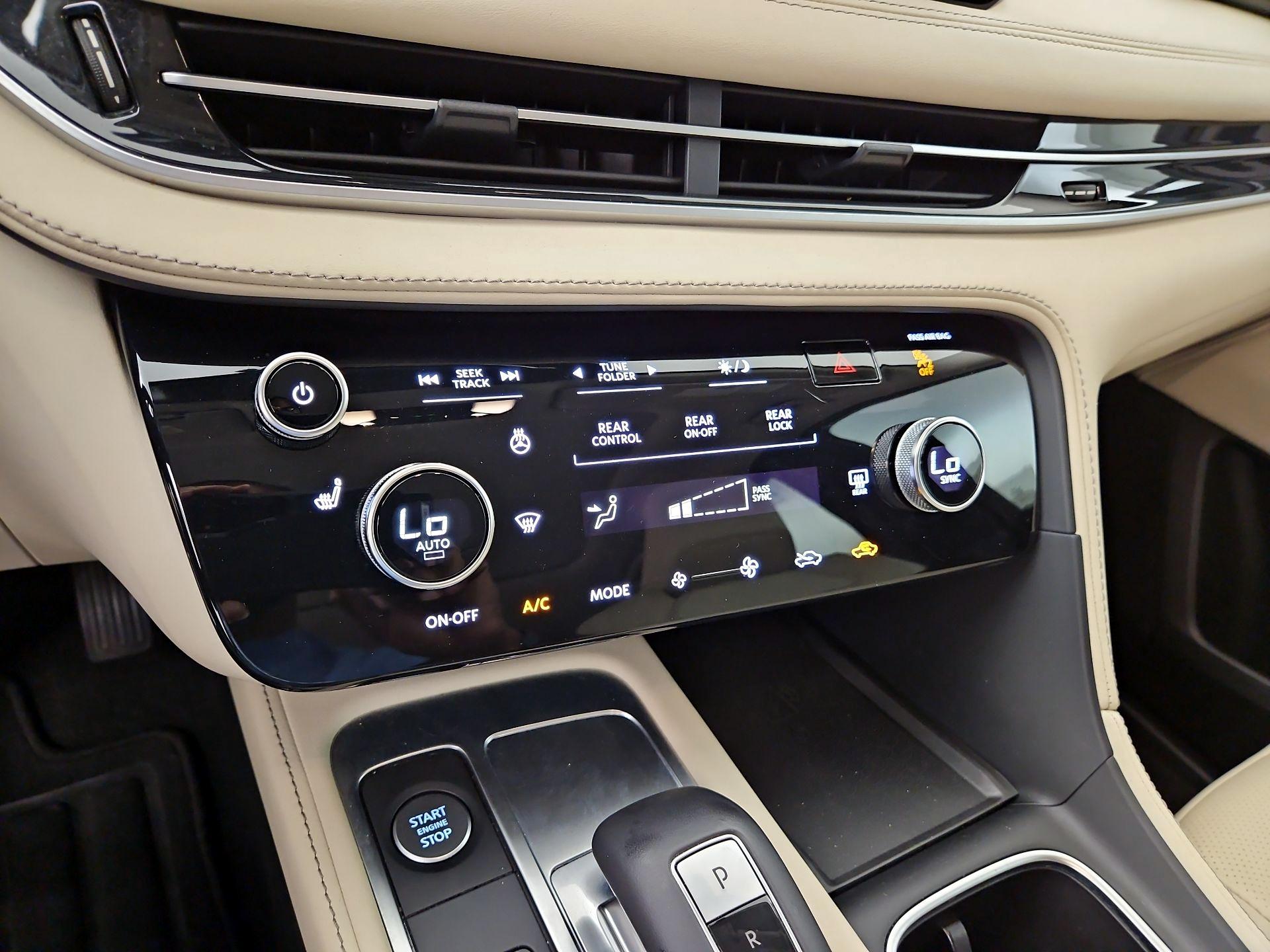 Thumbnail: 2024 INFINITI QX60 - 16