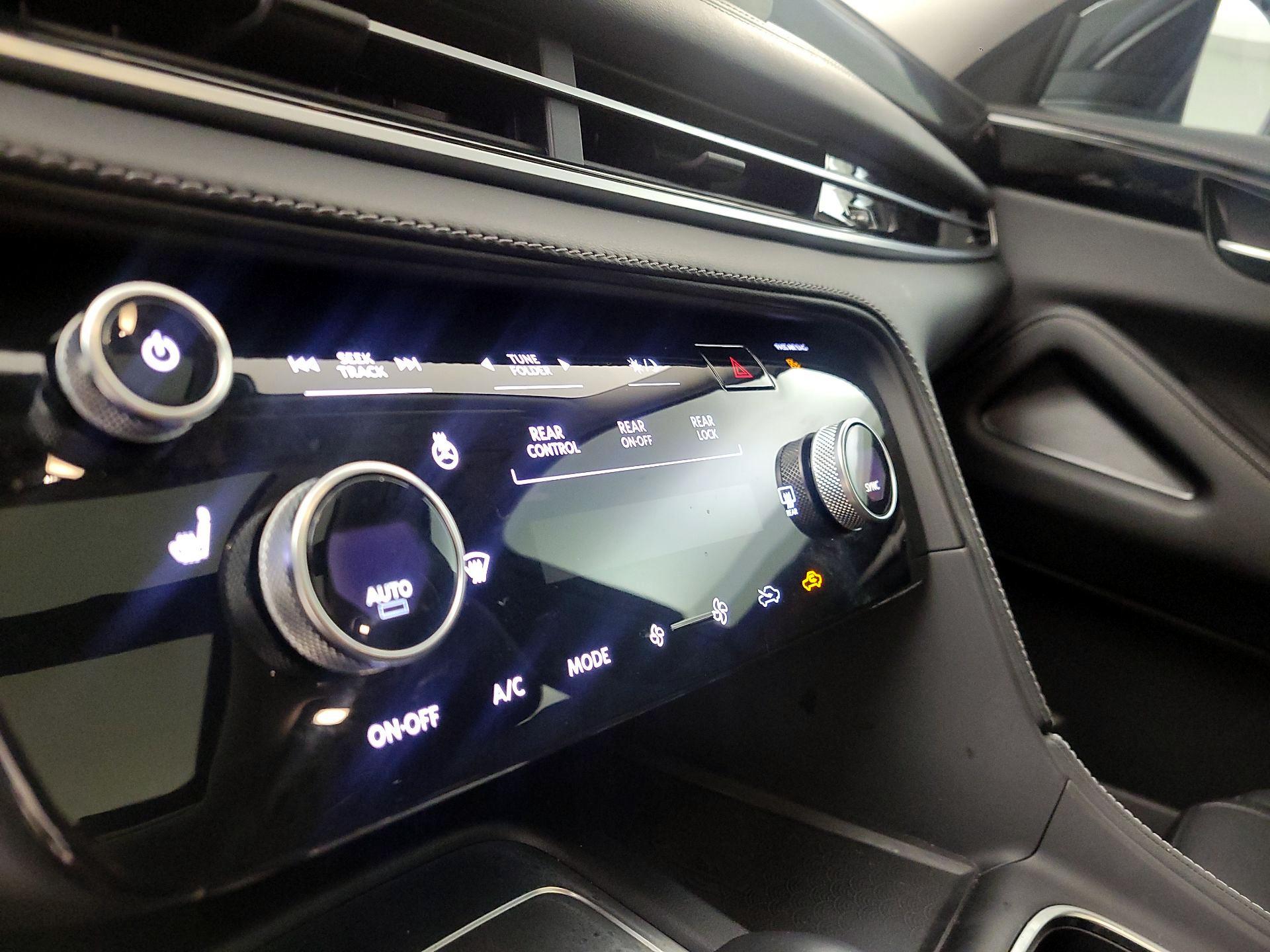 Thumbnail: 2025 INFINITI QX60 - 16