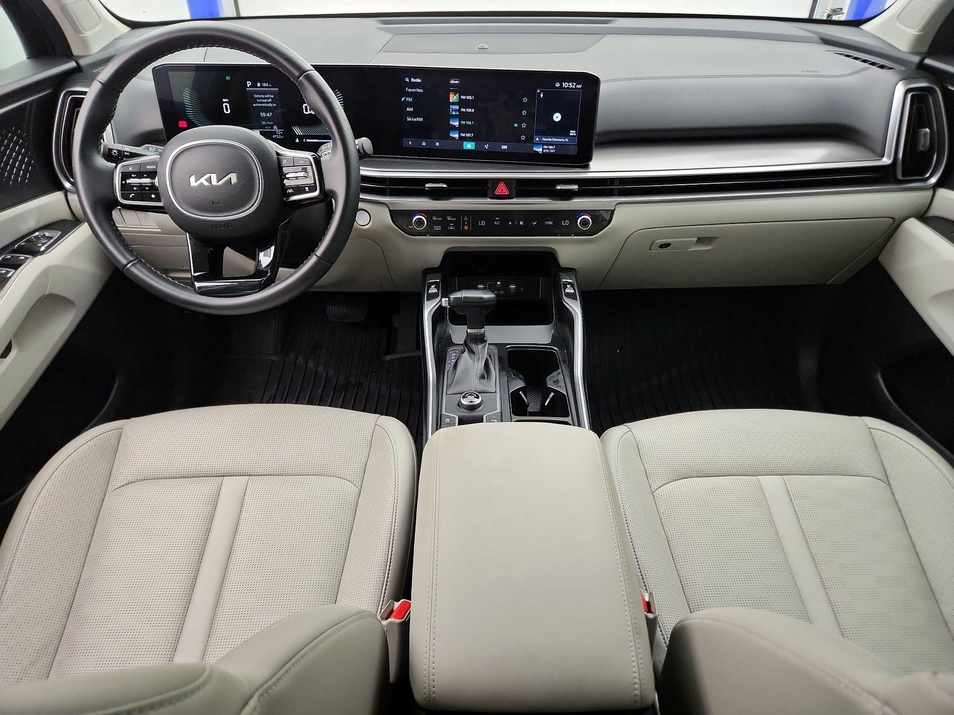 Thumbnail: 2025 Kia Sorento - 9