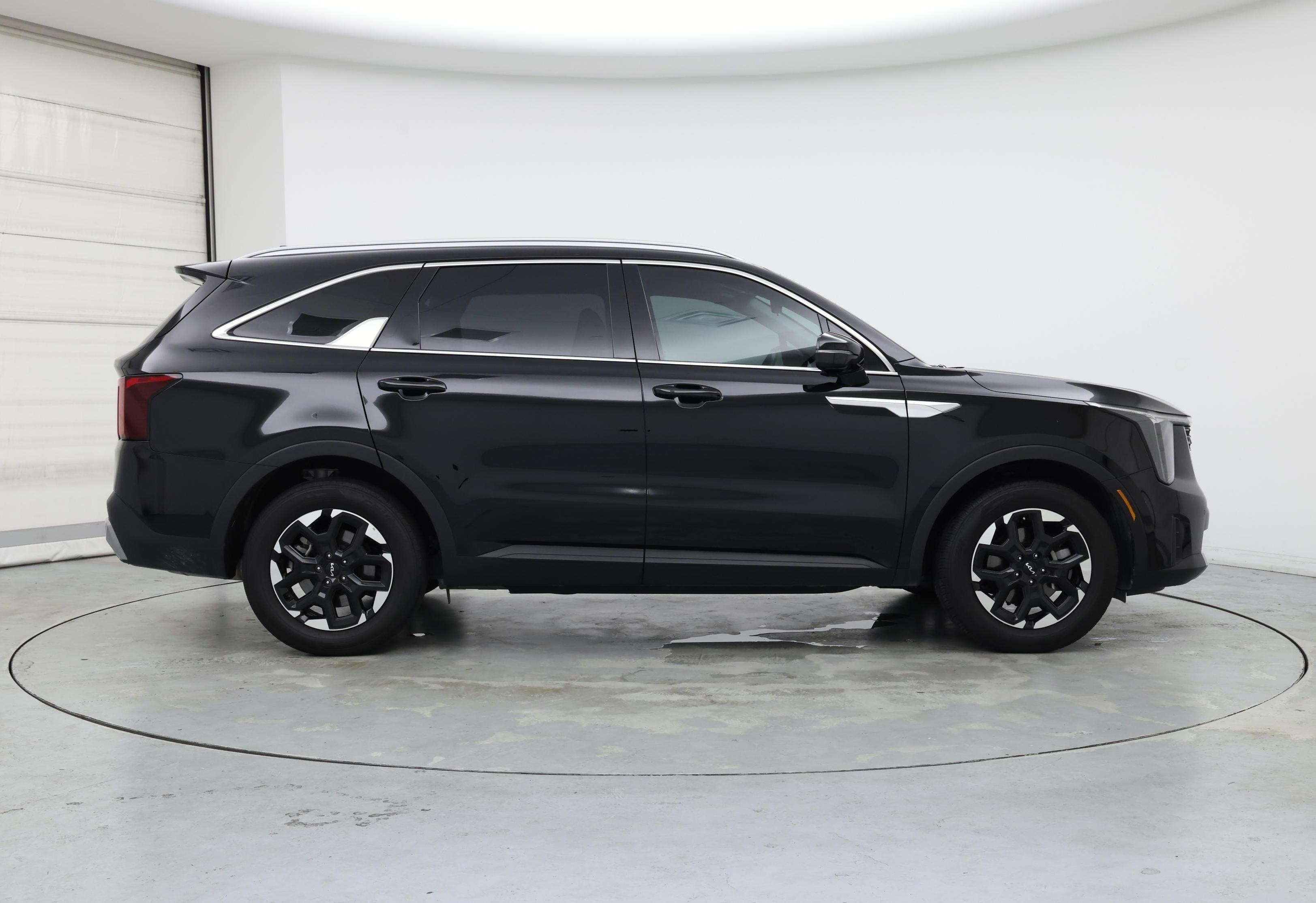 Thumbnail: 2025 Kia Sorento - 7