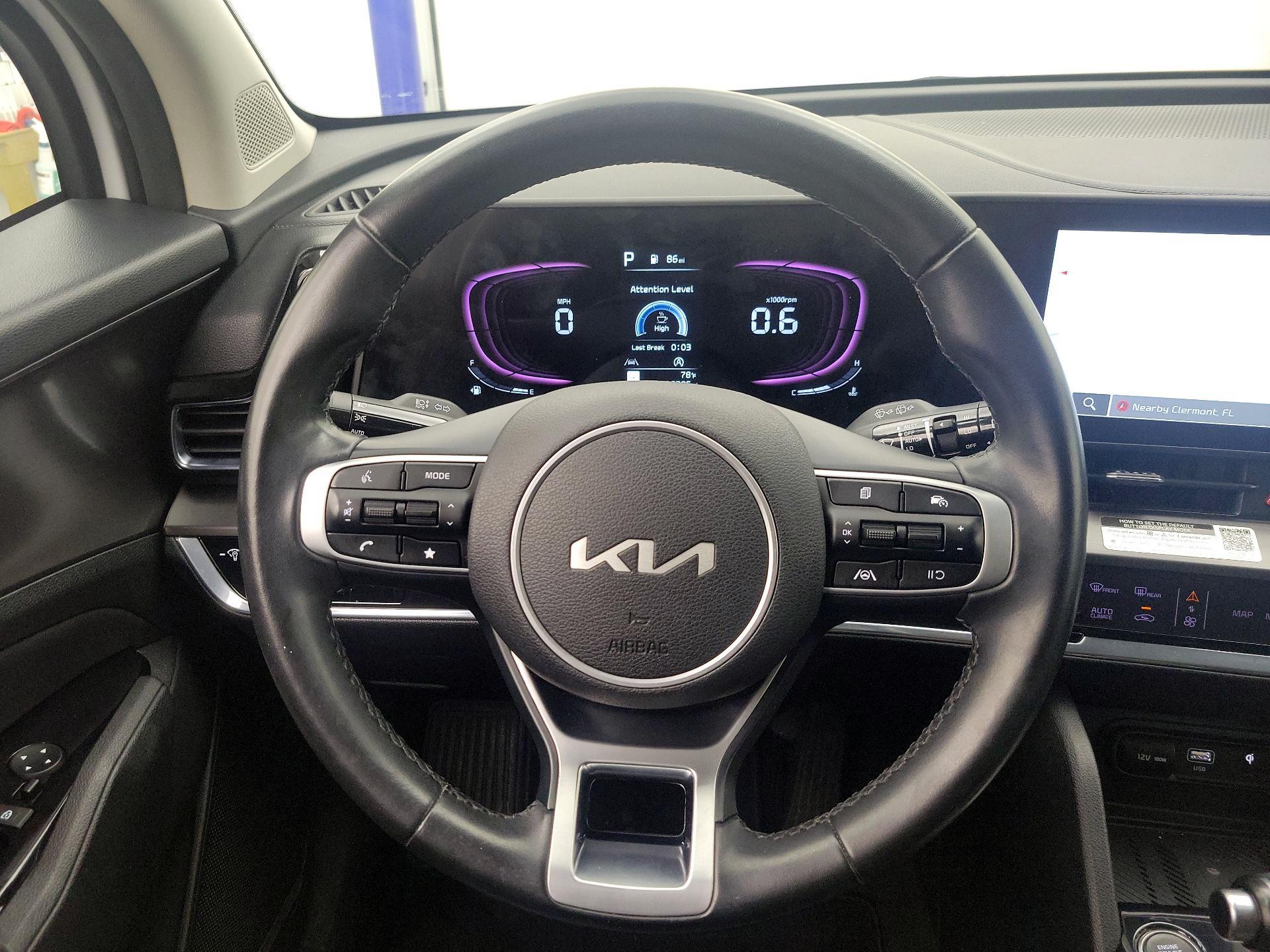 Thumbnail: 2023 Kia Sportage - 10