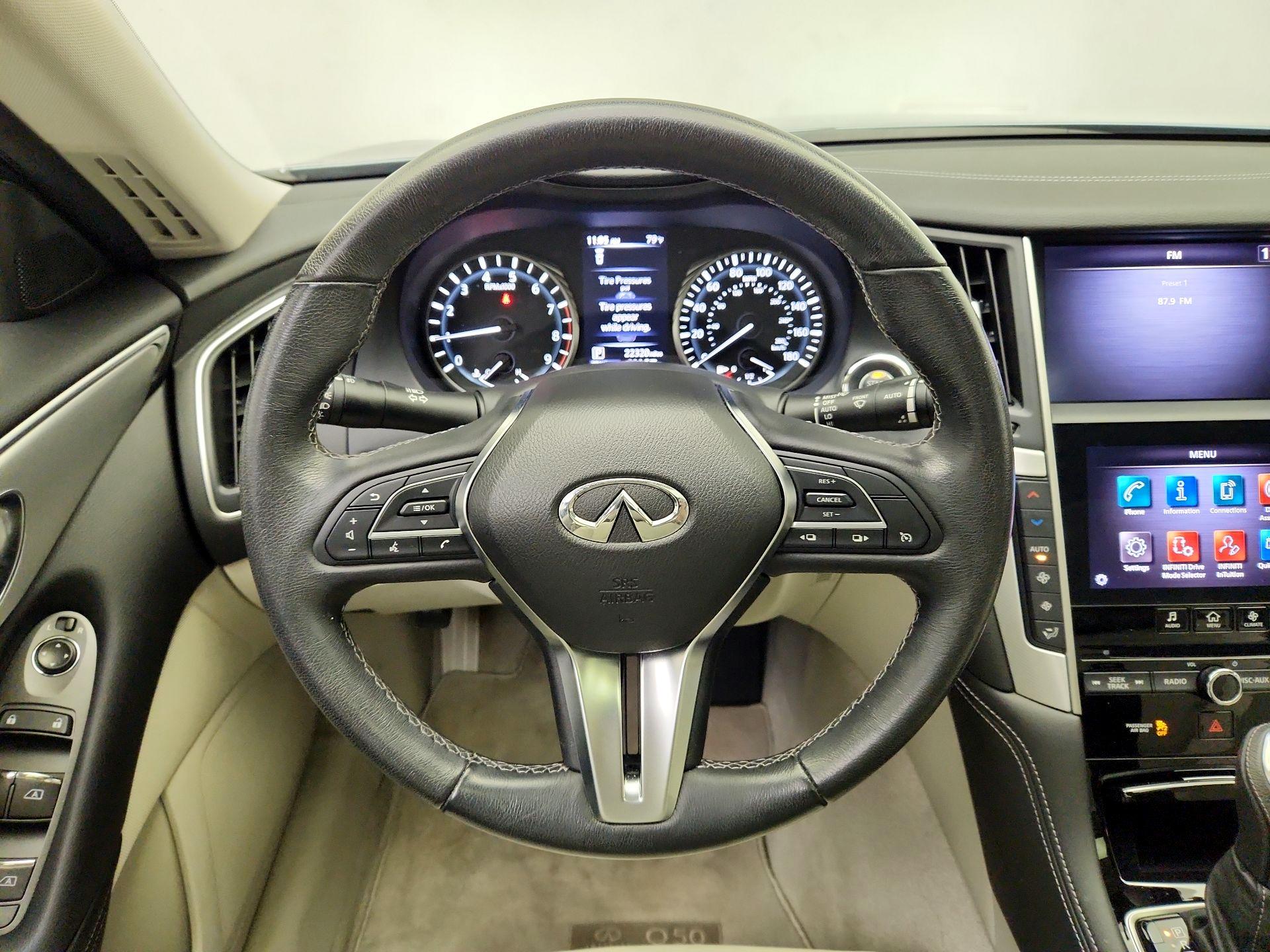 Thumbnail: 2020 INFINITI Q50 - 10