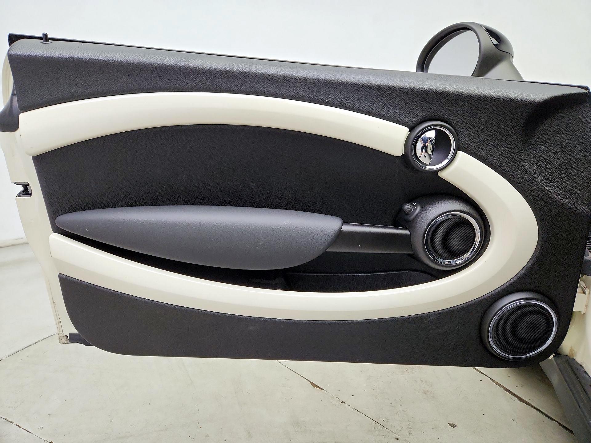 Thumbnail: 2014 MINI Cooper Clubman - 12