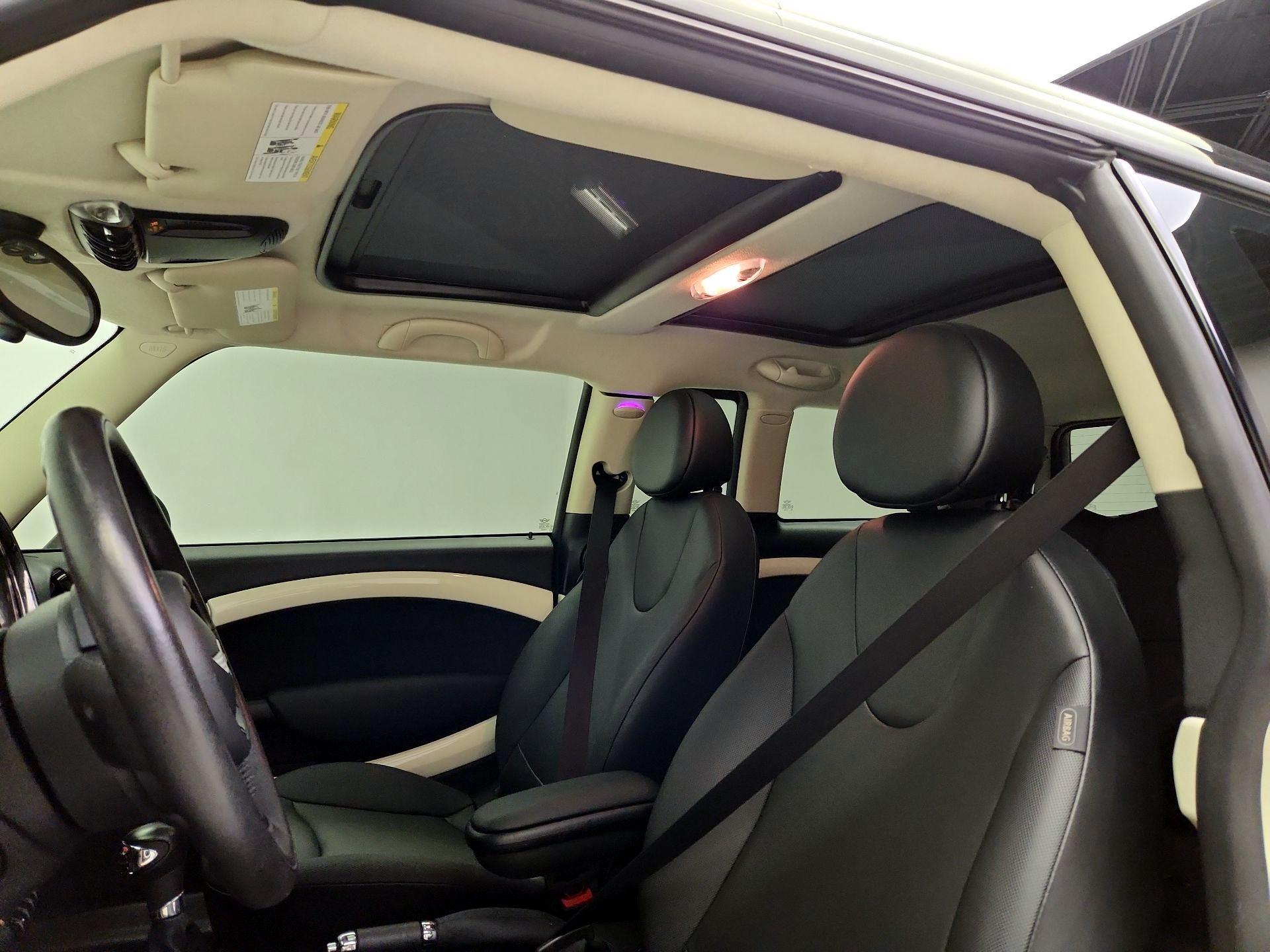 Thumbnail: 2014 MINI Cooper Clubman - 18