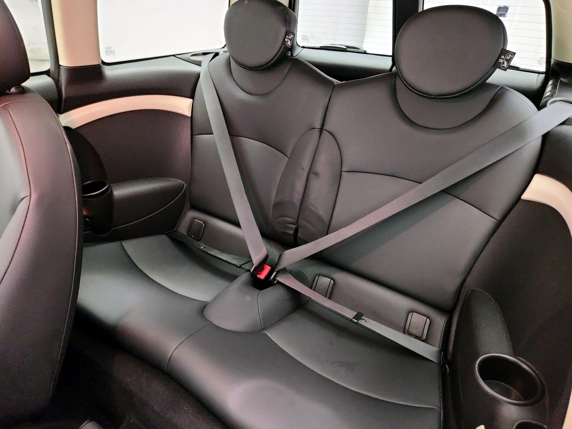 Thumbnail: 2014 MINI Cooper Clubman - 19