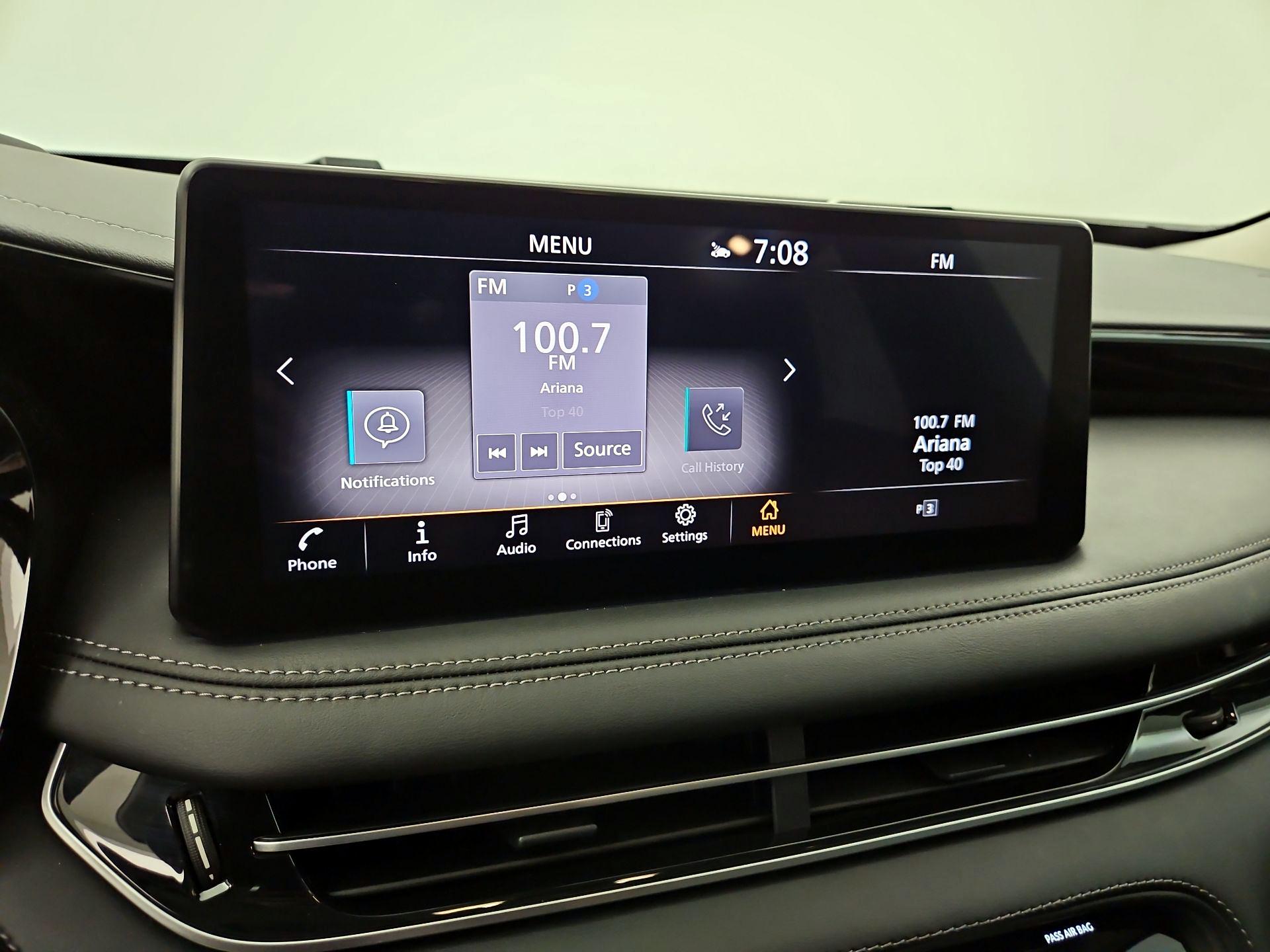 Thumbnail: 2025 INFINITI QX60 - 15