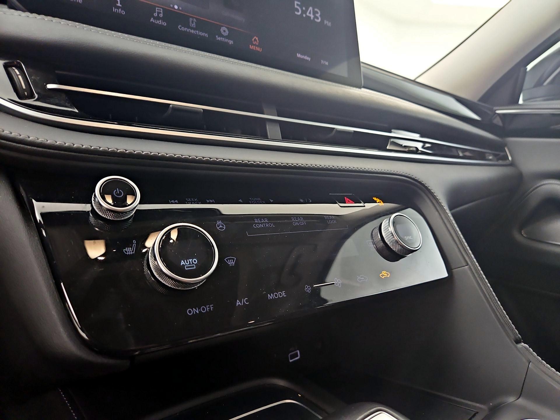 Thumbnail: 2024 INFINITI QX60 - 16