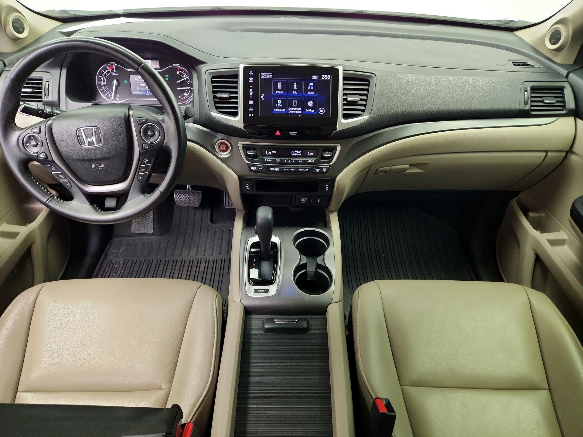 Thumbnail: 2018 Honda Pilot - 9