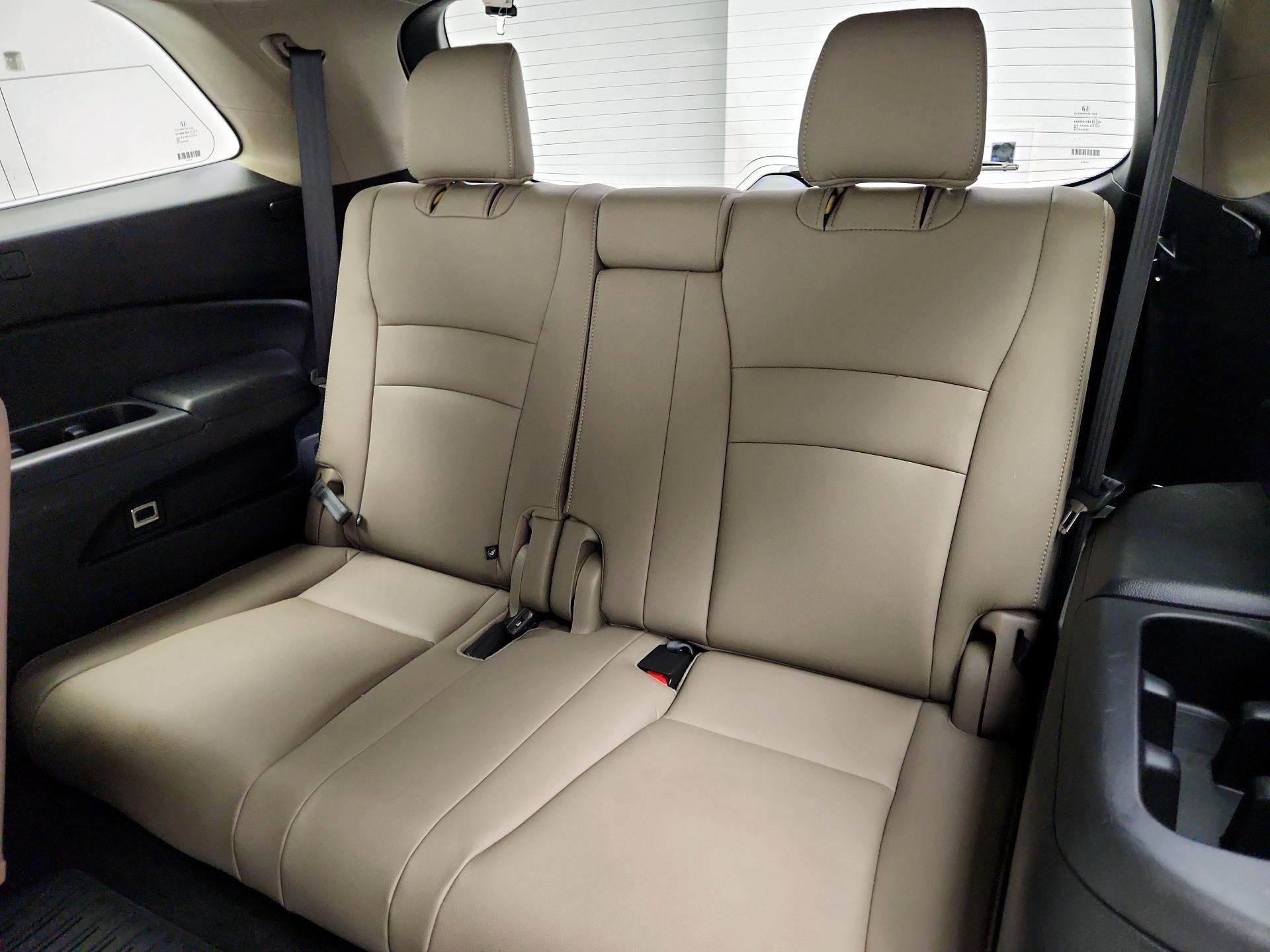Thumbnail: 2018 Honda Pilot - 20
