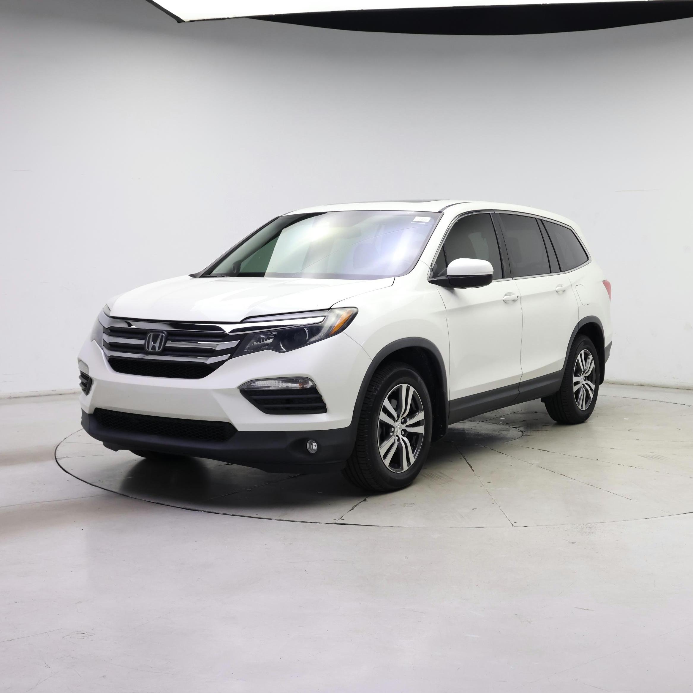 Thumbnail: 2018 Honda Pilot - 4