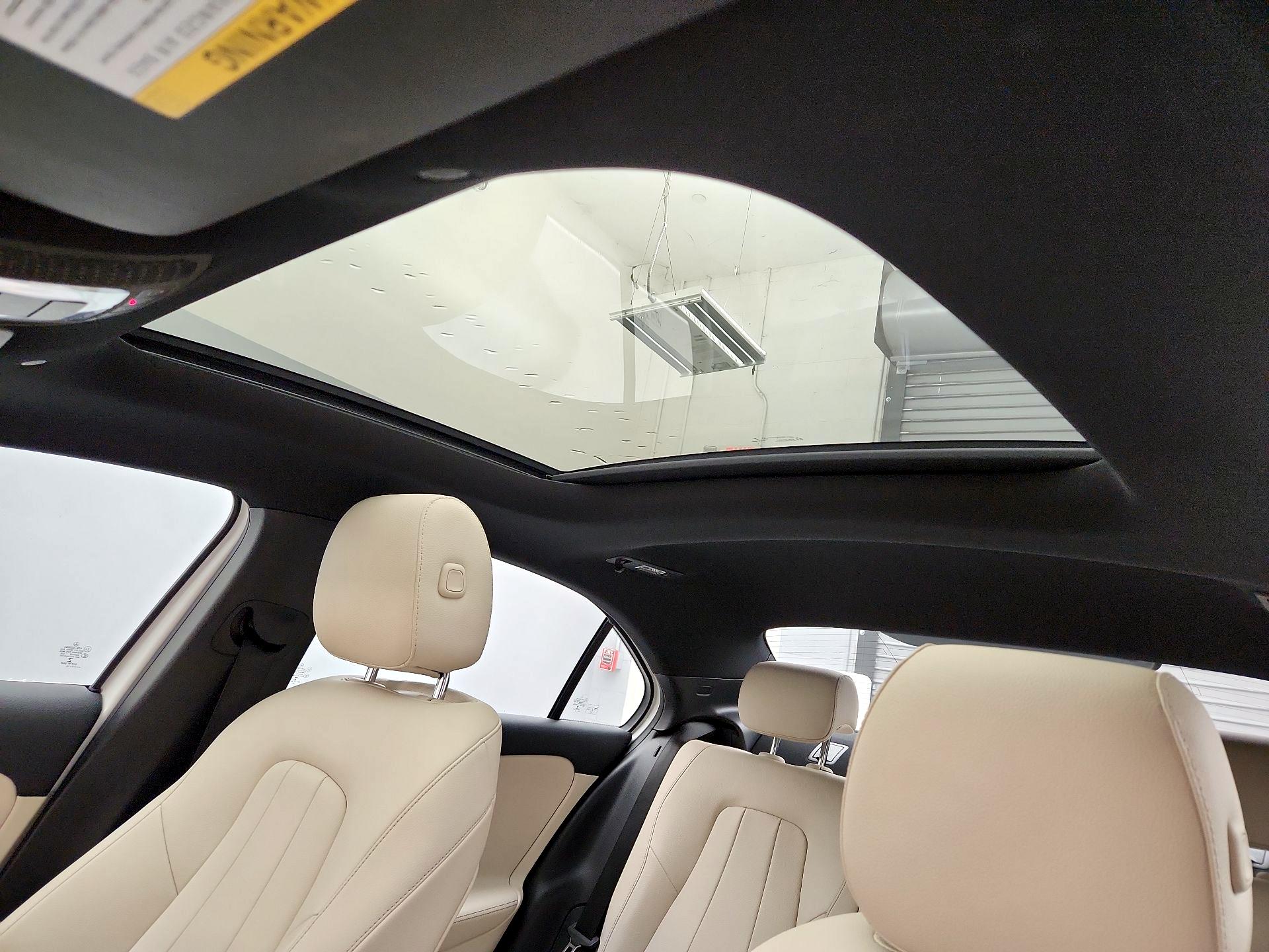 Thumbnail: 2019 Mercedes-Benz A-Class - 19