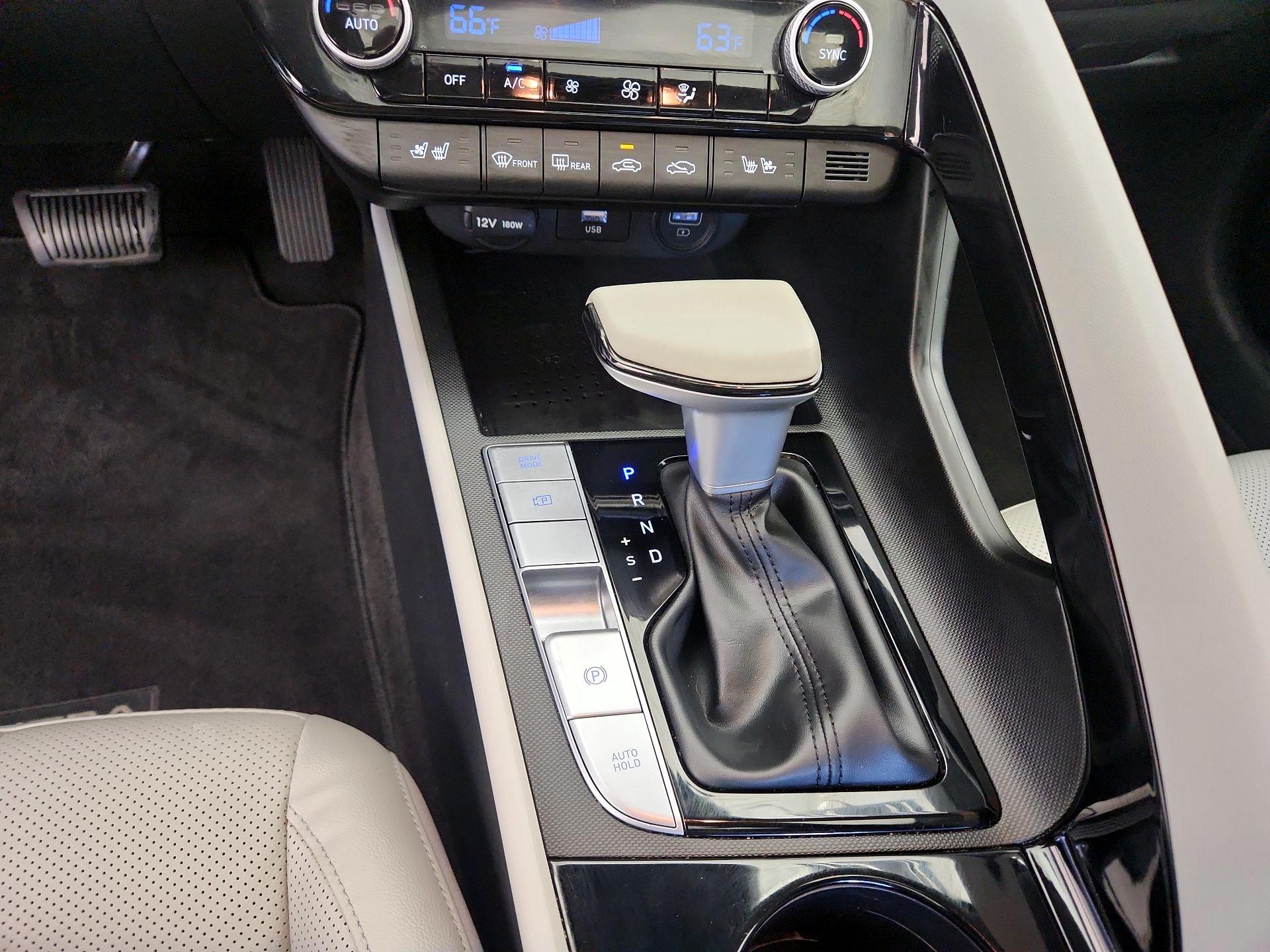 Thumbnail: 2023 Hyundai Elantra - 18