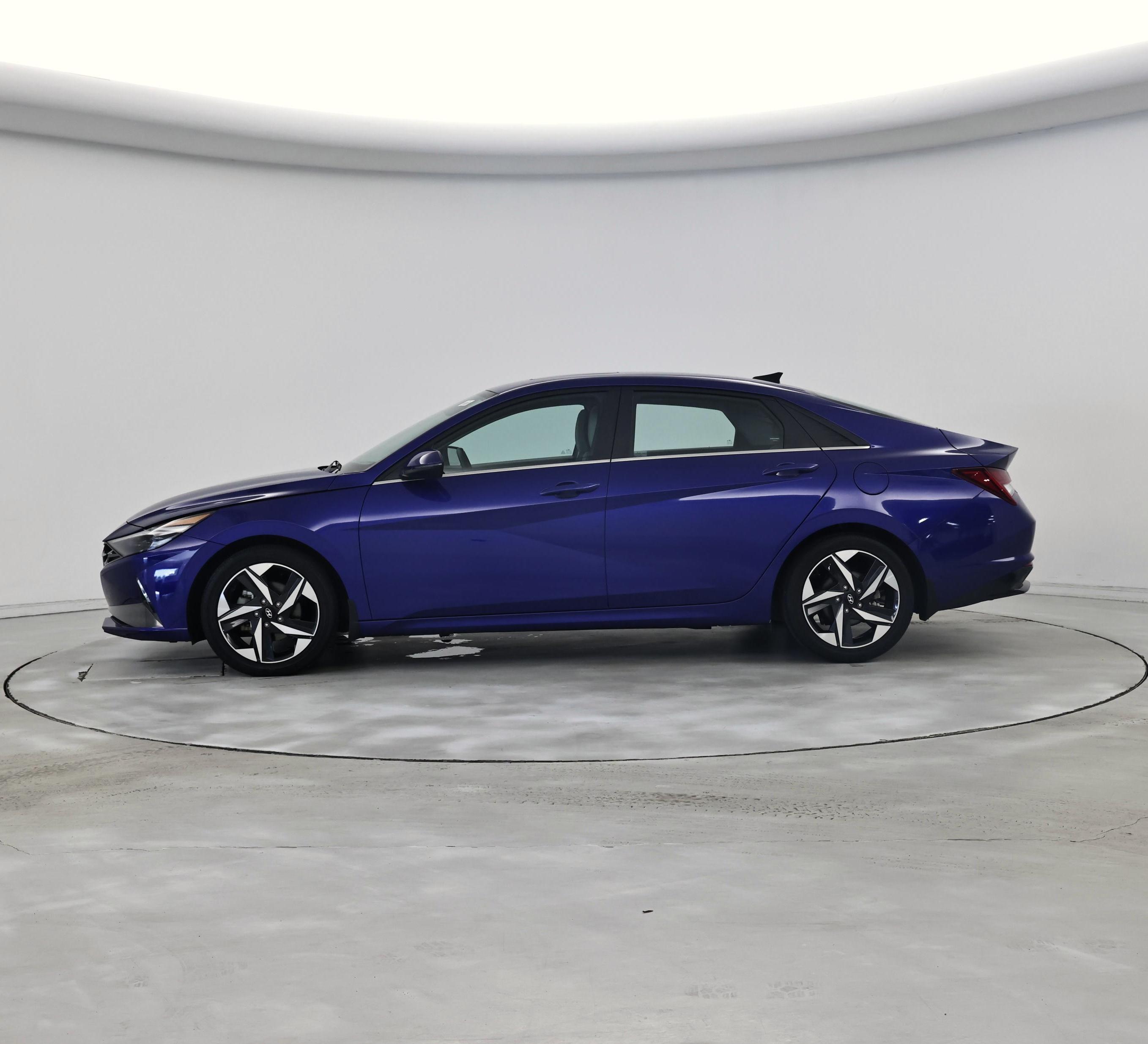 Thumbnail: 2023 Hyundai Elantra - 3