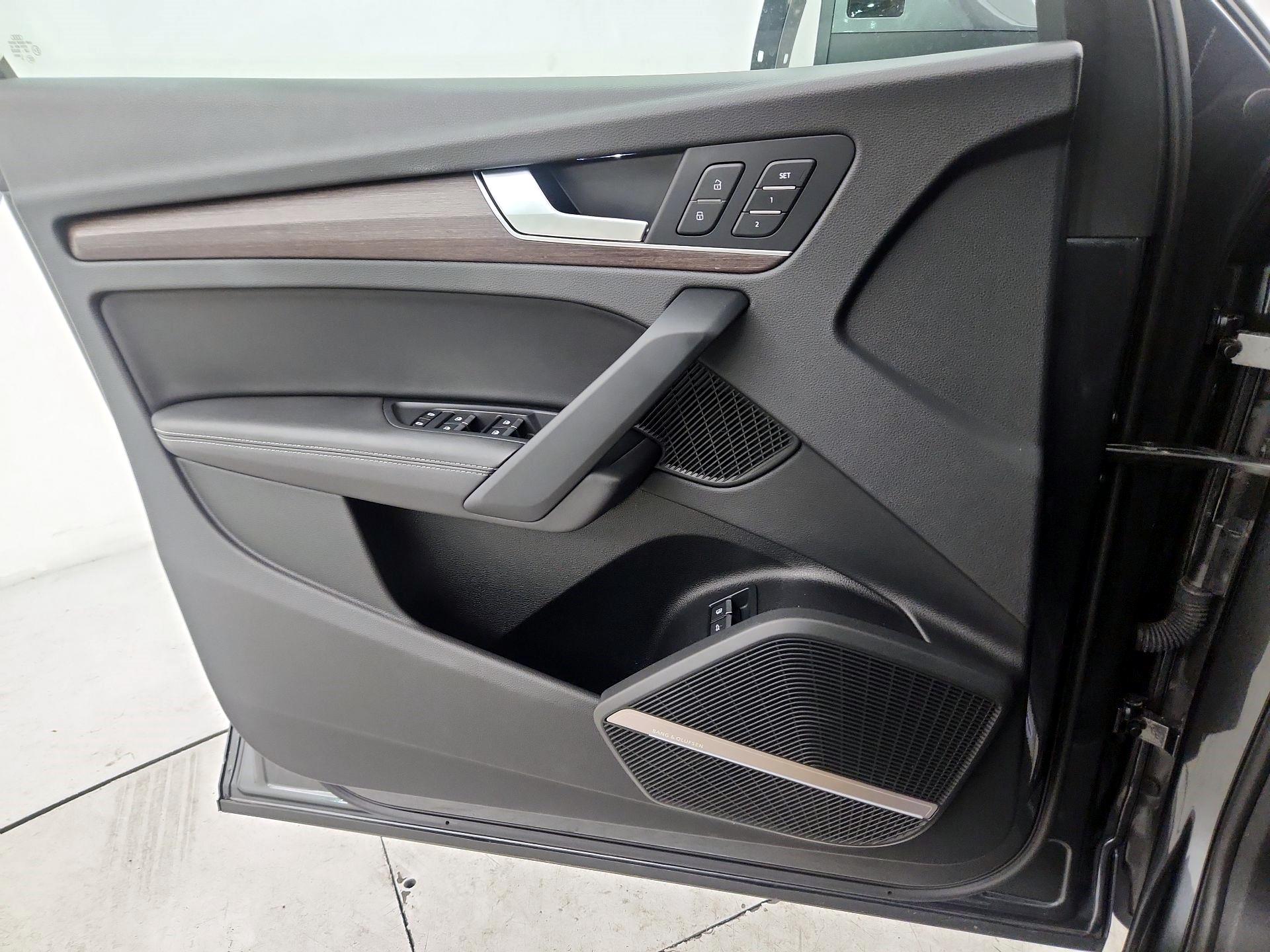 Thumbnail: 2021 Audi Q5 - 12