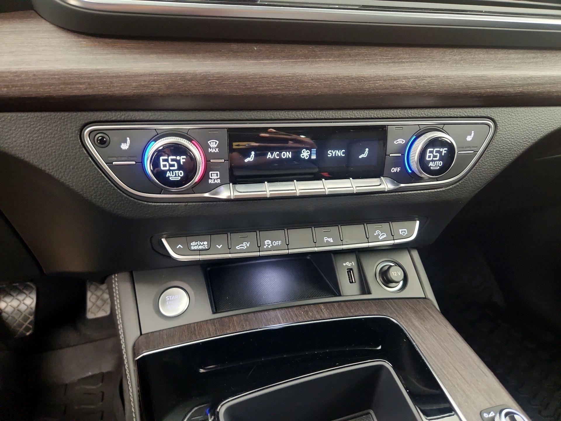 Thumbnail: 2021 Audi Q5 - 16