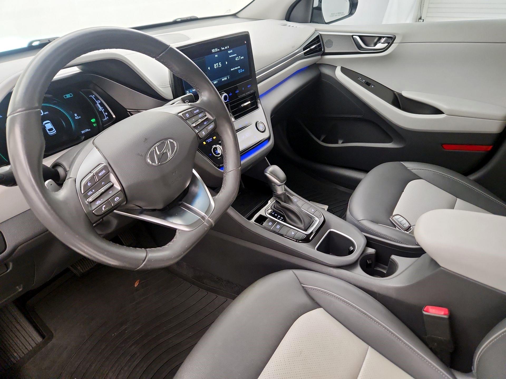 Thumbnail: 2020 Hyundai Ioniq - 11