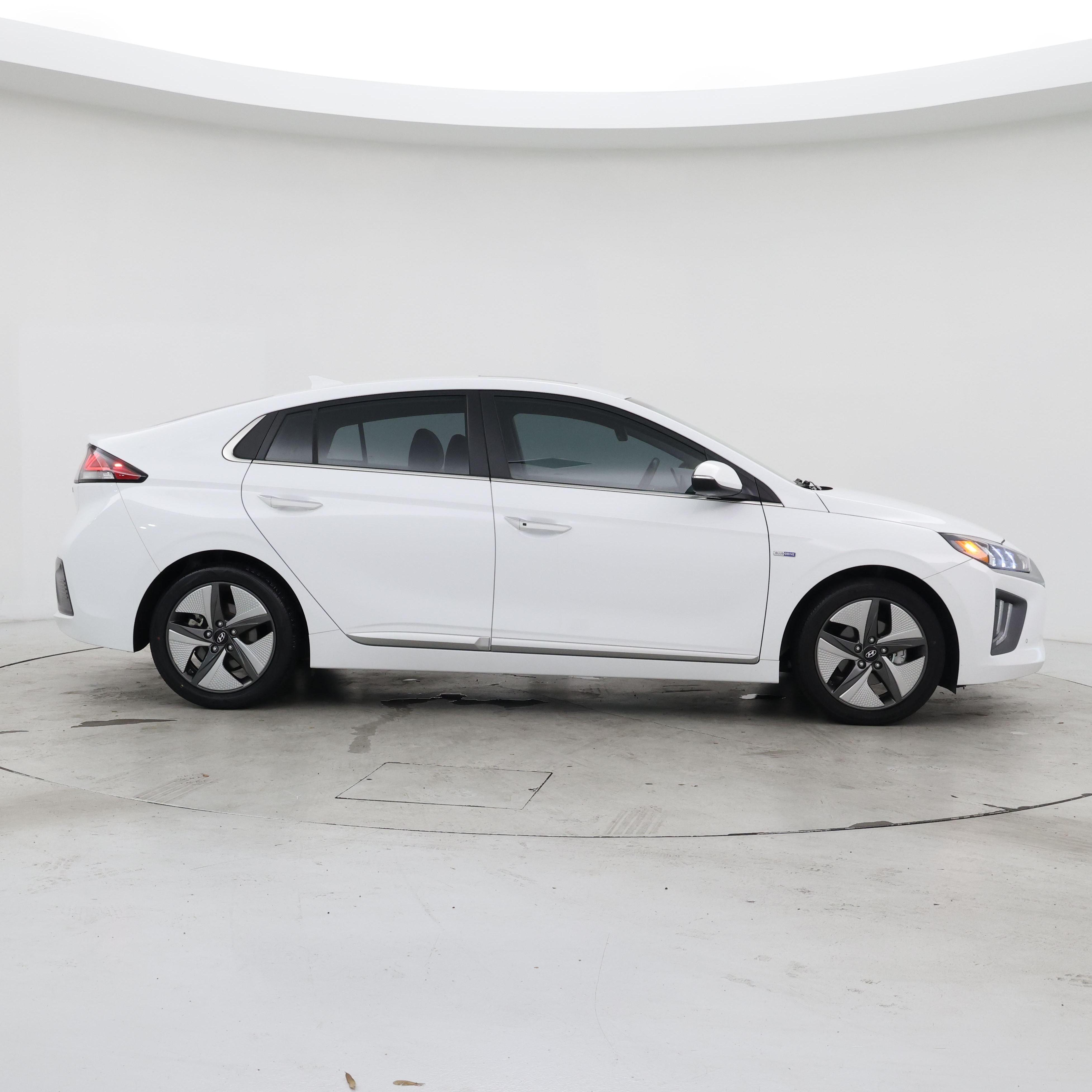 Thumbnail: 2020 Hyundai Ioniq - 7