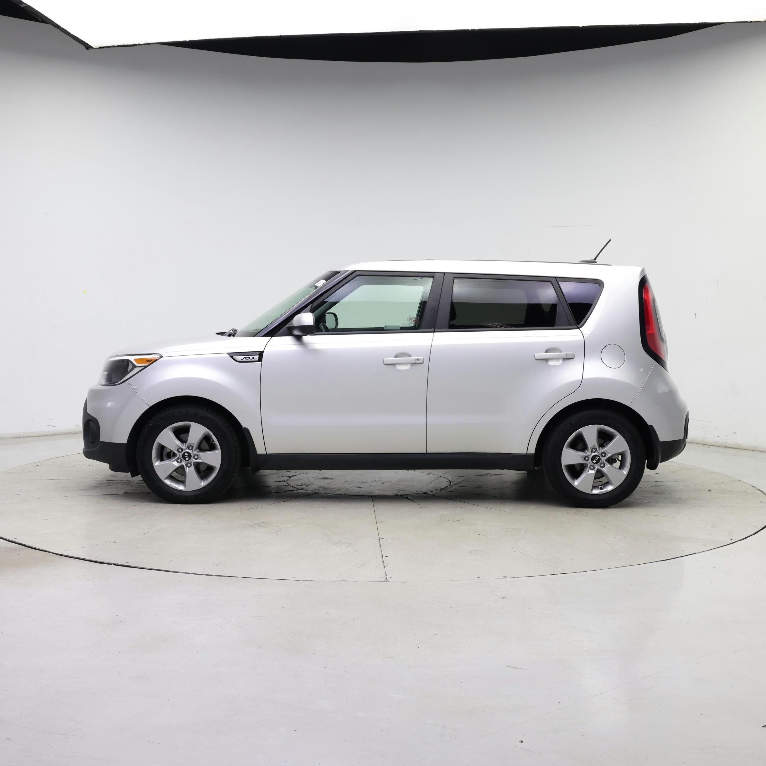 Thumbnail: 2019 Kia Soul - 3