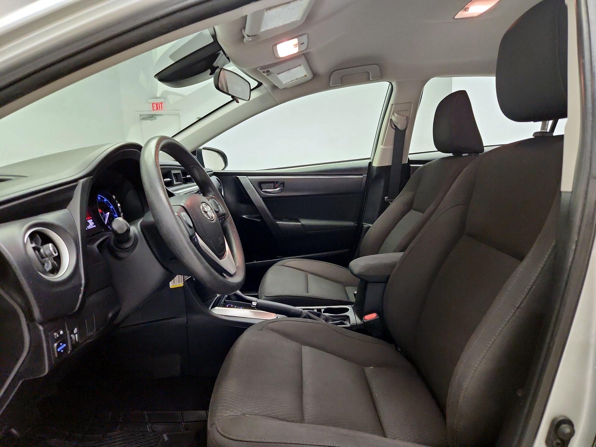 Thumbnail: 2018 Toyota Corolla - 11
