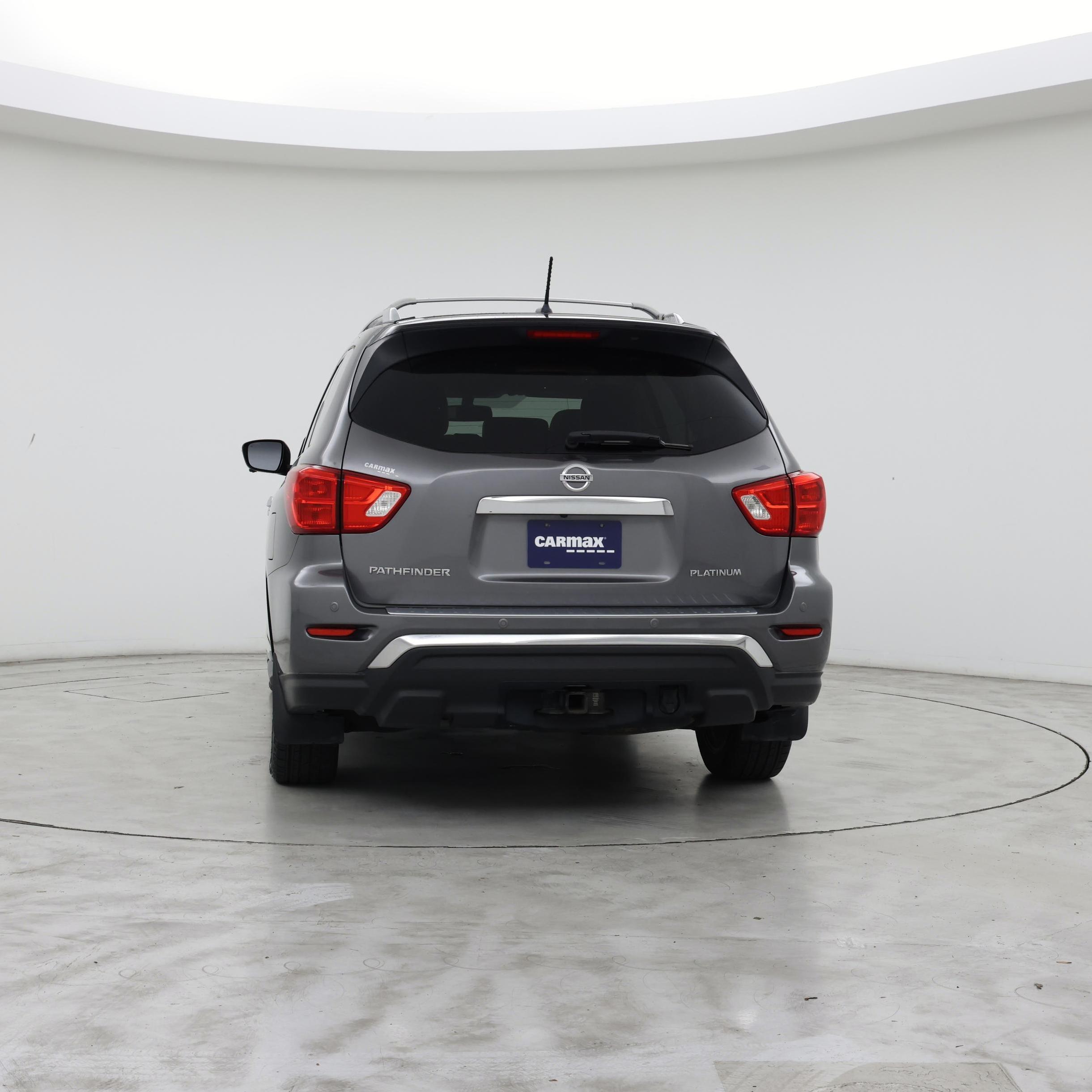 Thumbnail: 2017 Nissan Pathfinder - 6