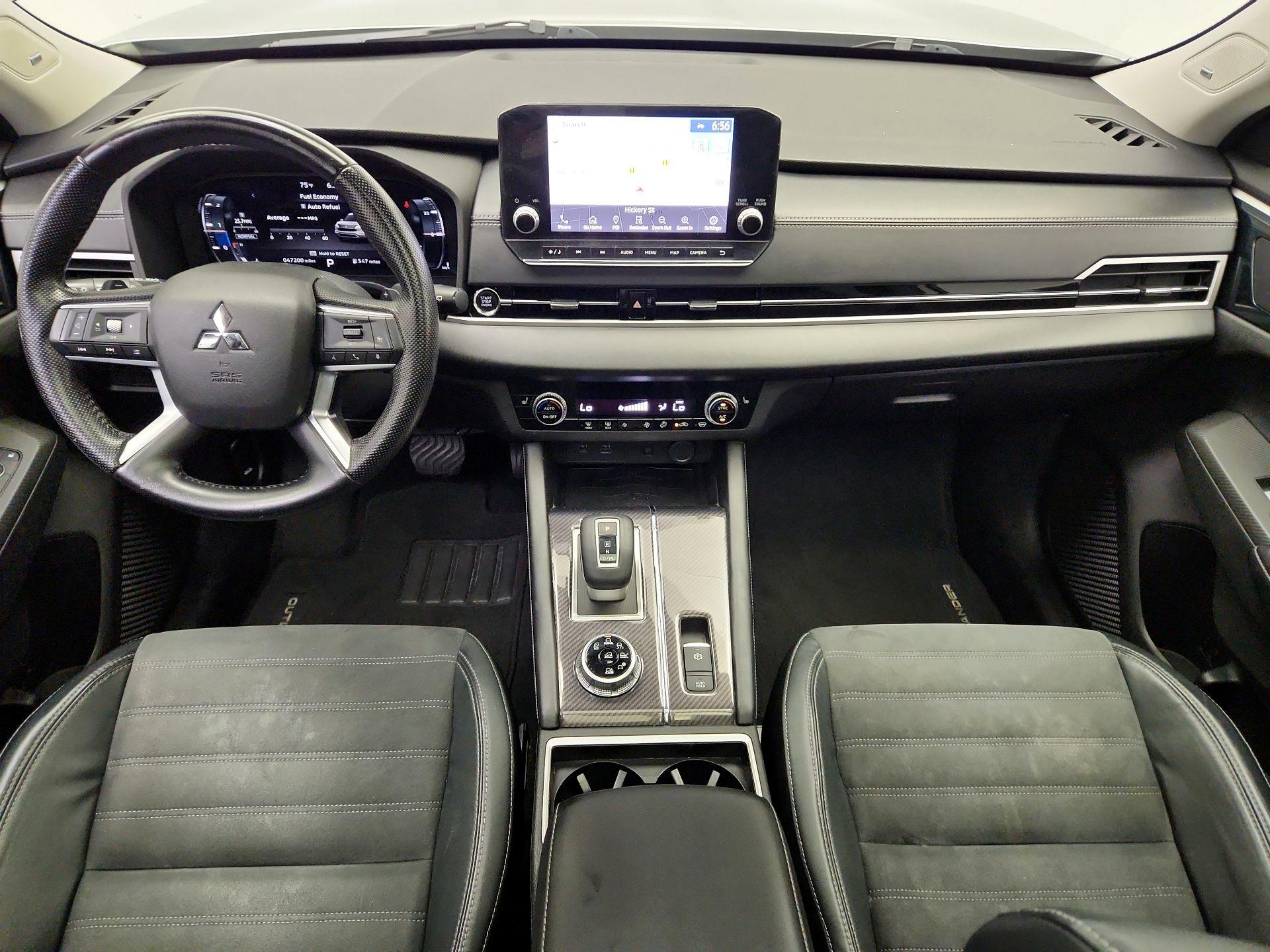 Thumbnail: 2022 Mitsubishi Outlander - 9