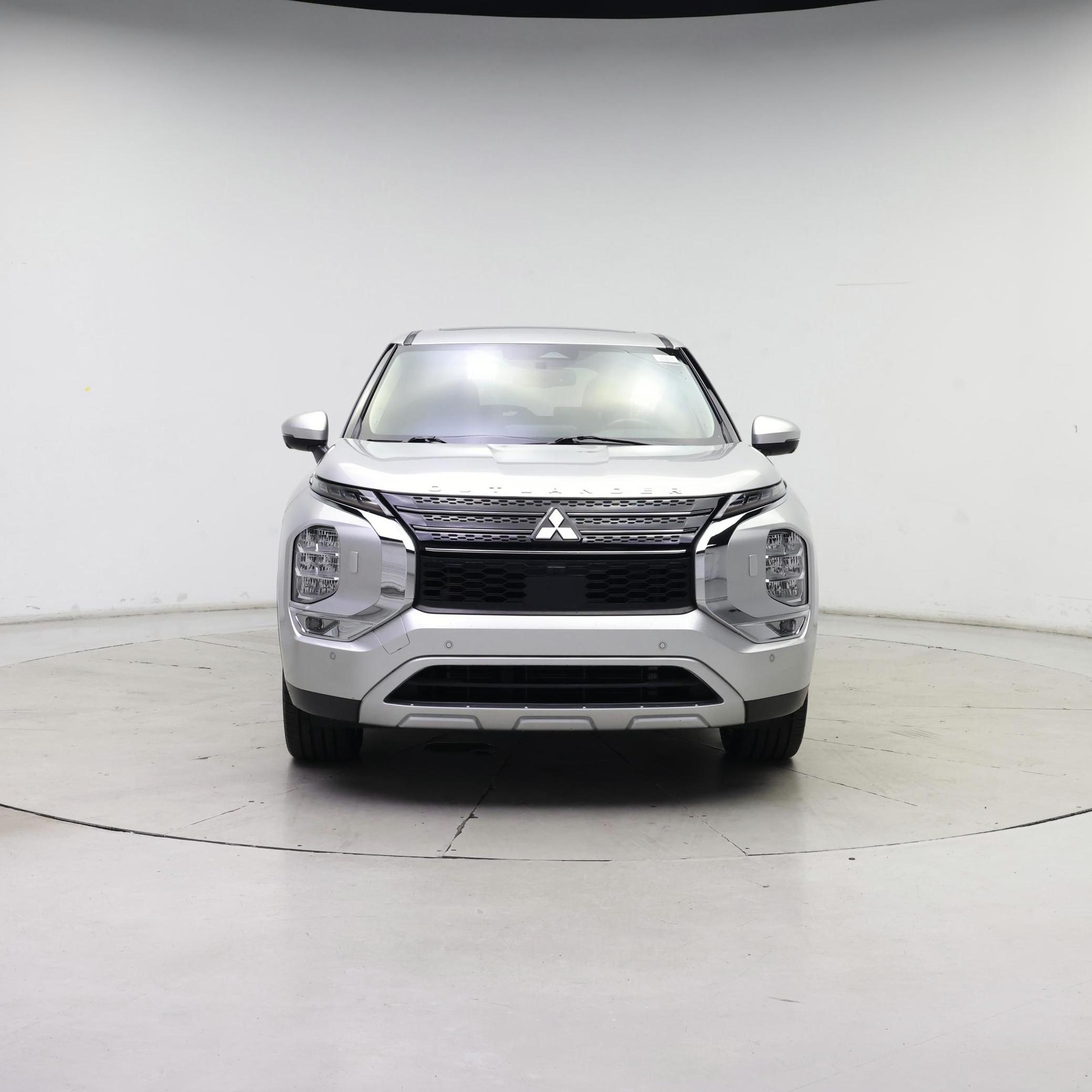 Thumbnail: 2022 Mitsubishi Outlander - 5