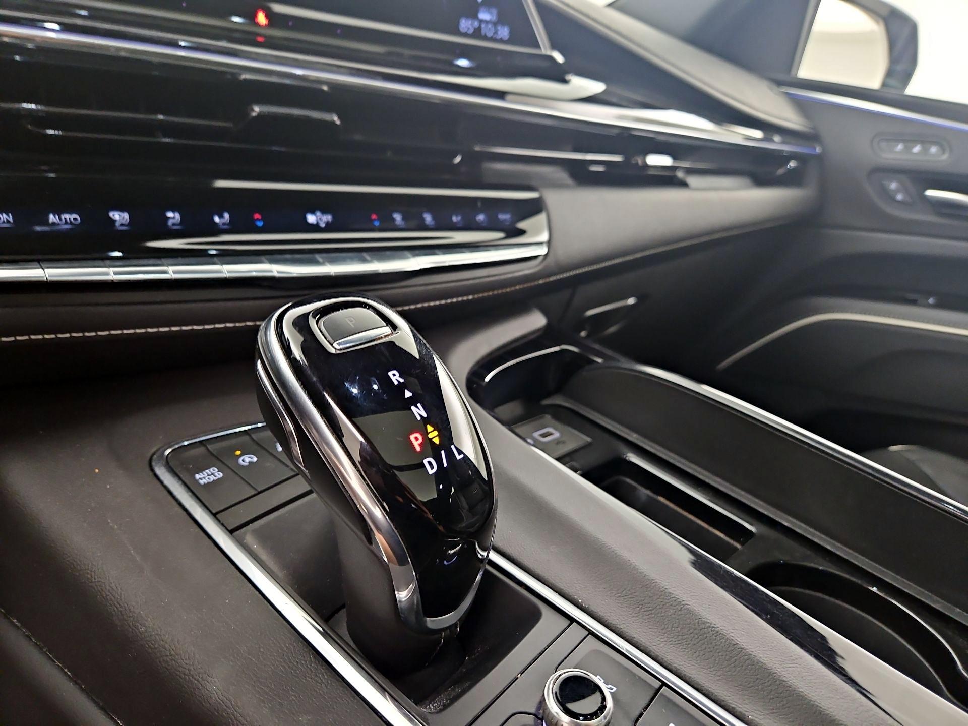 Thumbnail: 2022 Cadillac Escalade - 18
