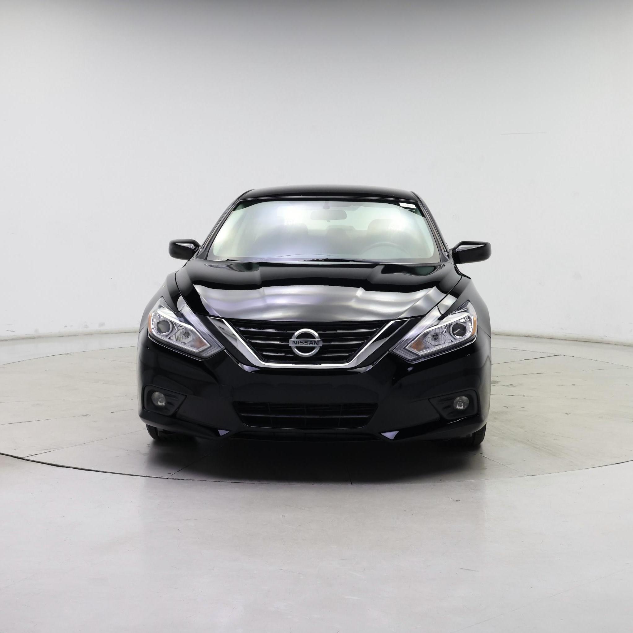 Thumbnail: 2018 Nissan Altima - 5