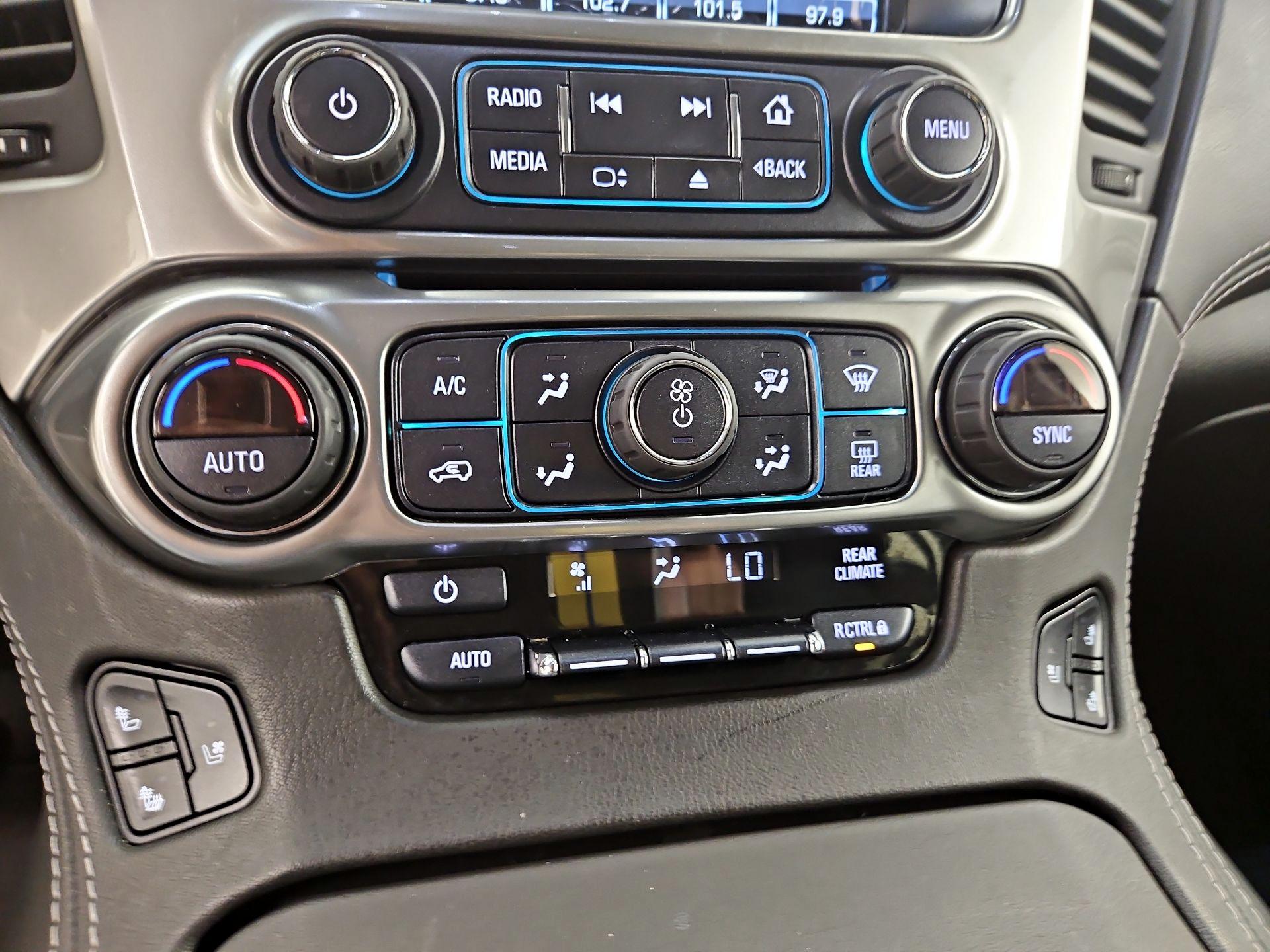 Thumbnail: 2019 Chevrolet Suburban - 17