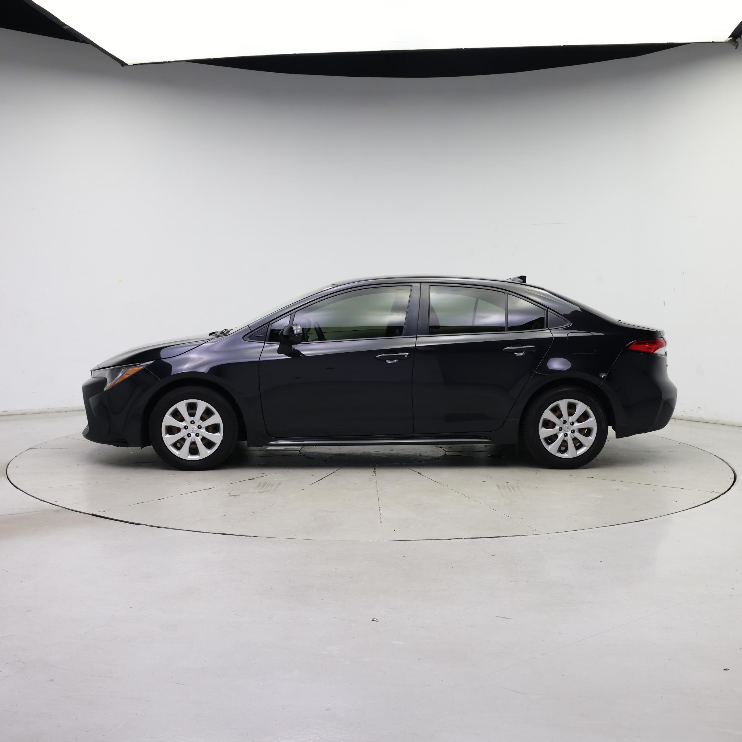 Thumbnail: 2021 Toyota Corolla - 3