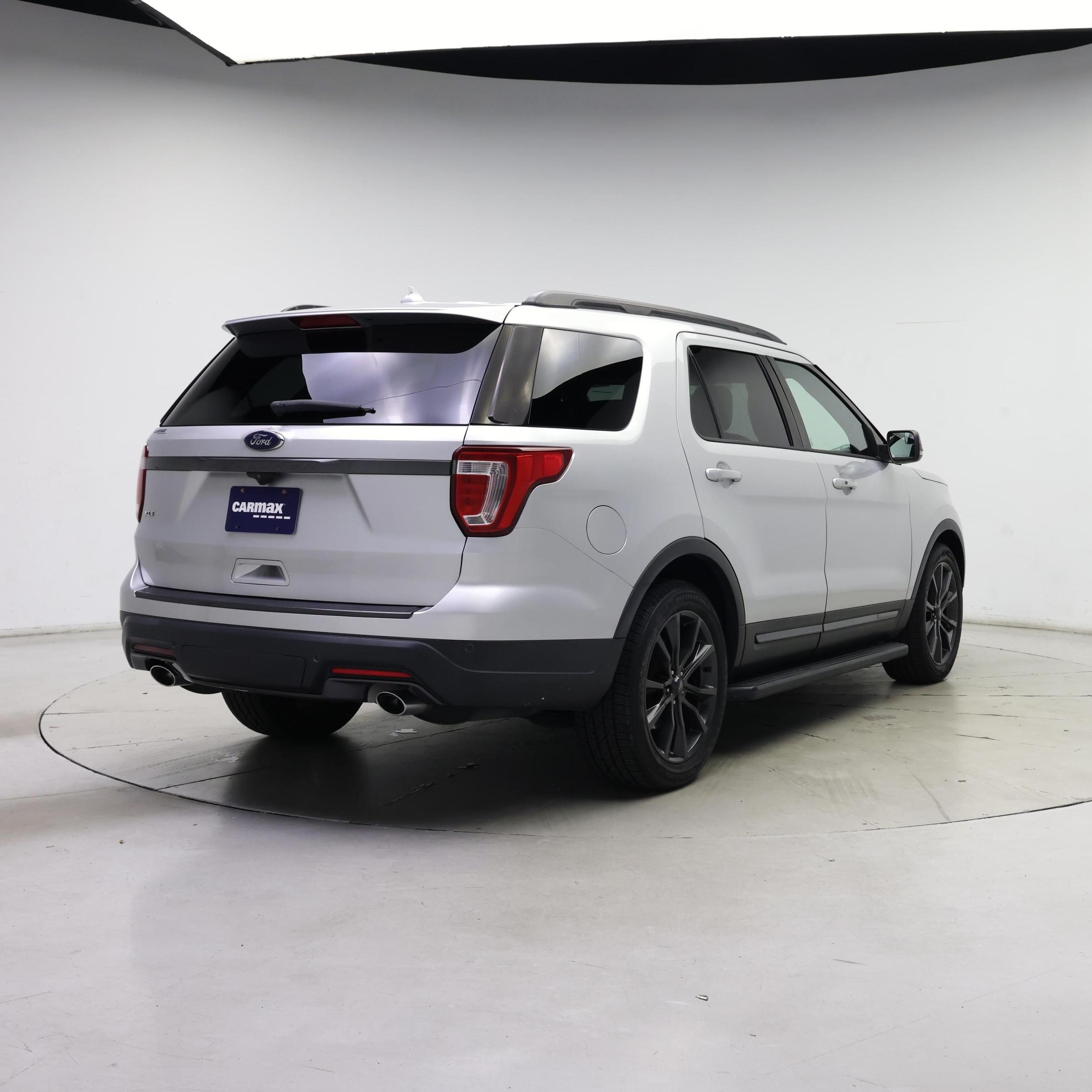 Thumbnail: 2018 Ford Explorer - 8